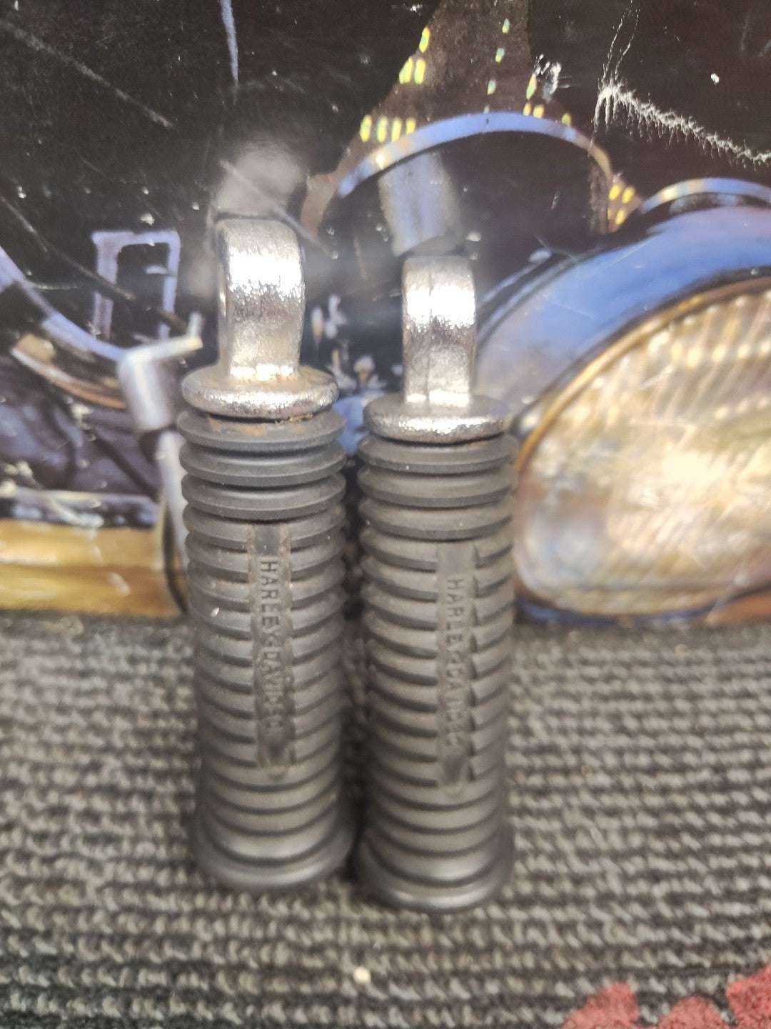 Harley Davidson OEM Rider or Passenger Footpegs Pegs, vintage, larger diameter