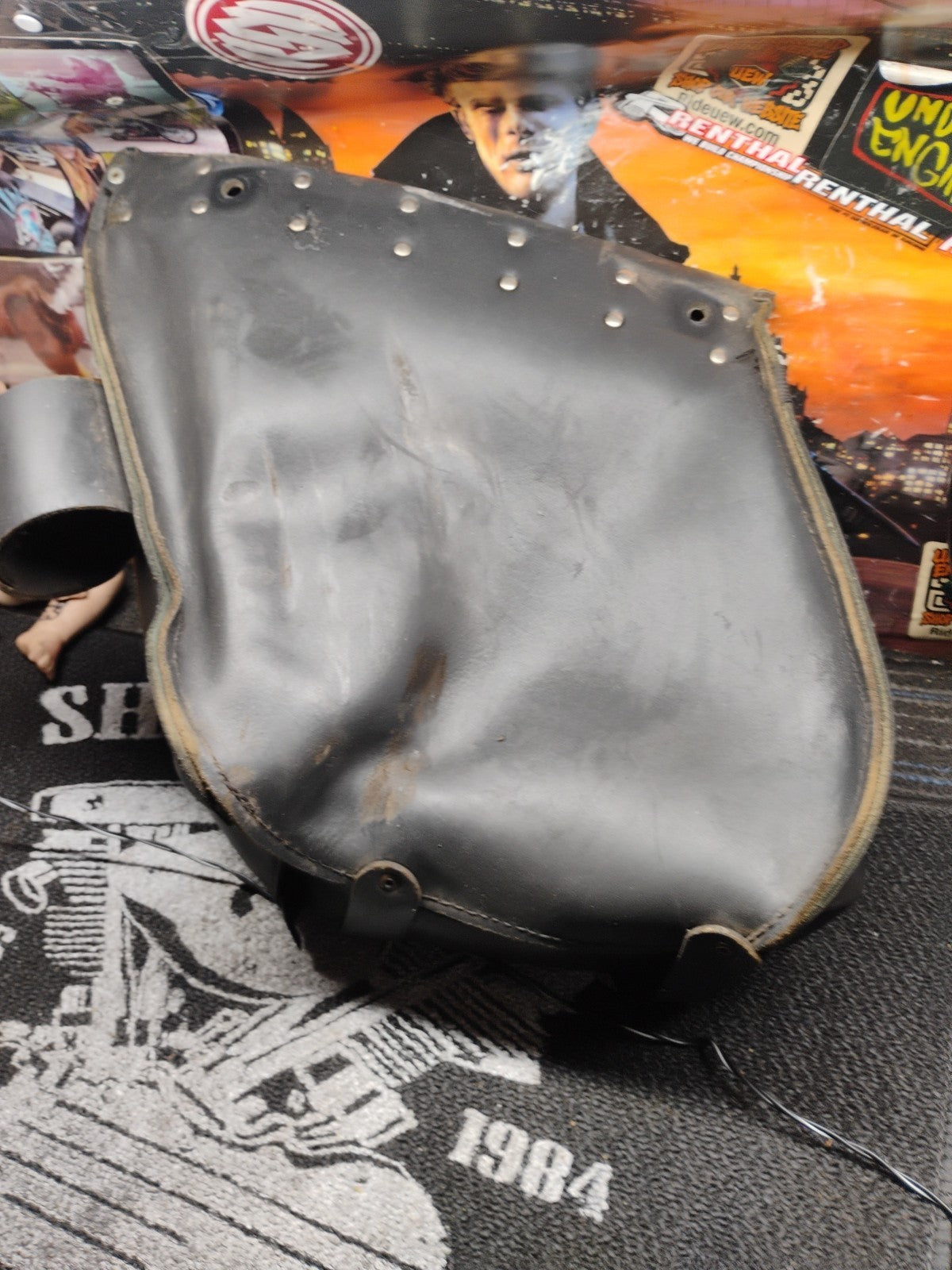 Motorcycle seat bags Saddle Bag Leather Left& Right With Cup Holders