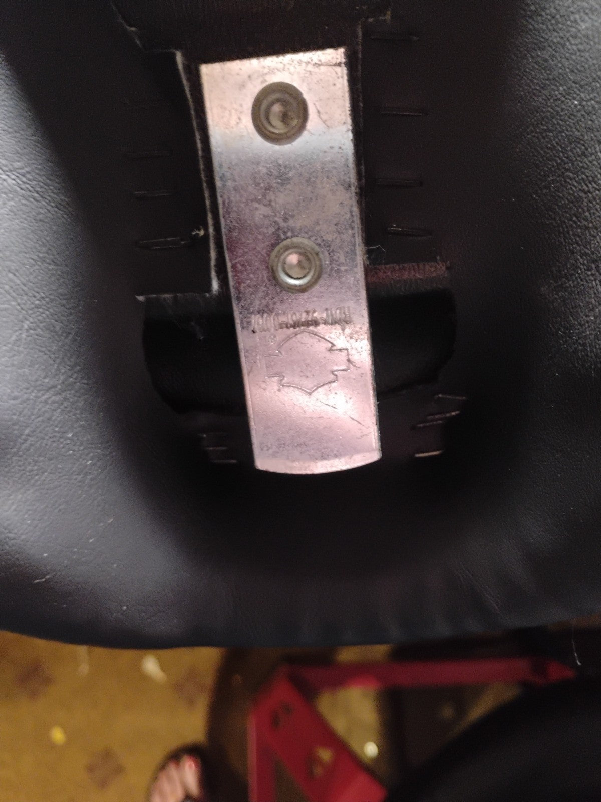 OEM Harley Davidson Softail Reach Seat 52442-04 FXST FLST