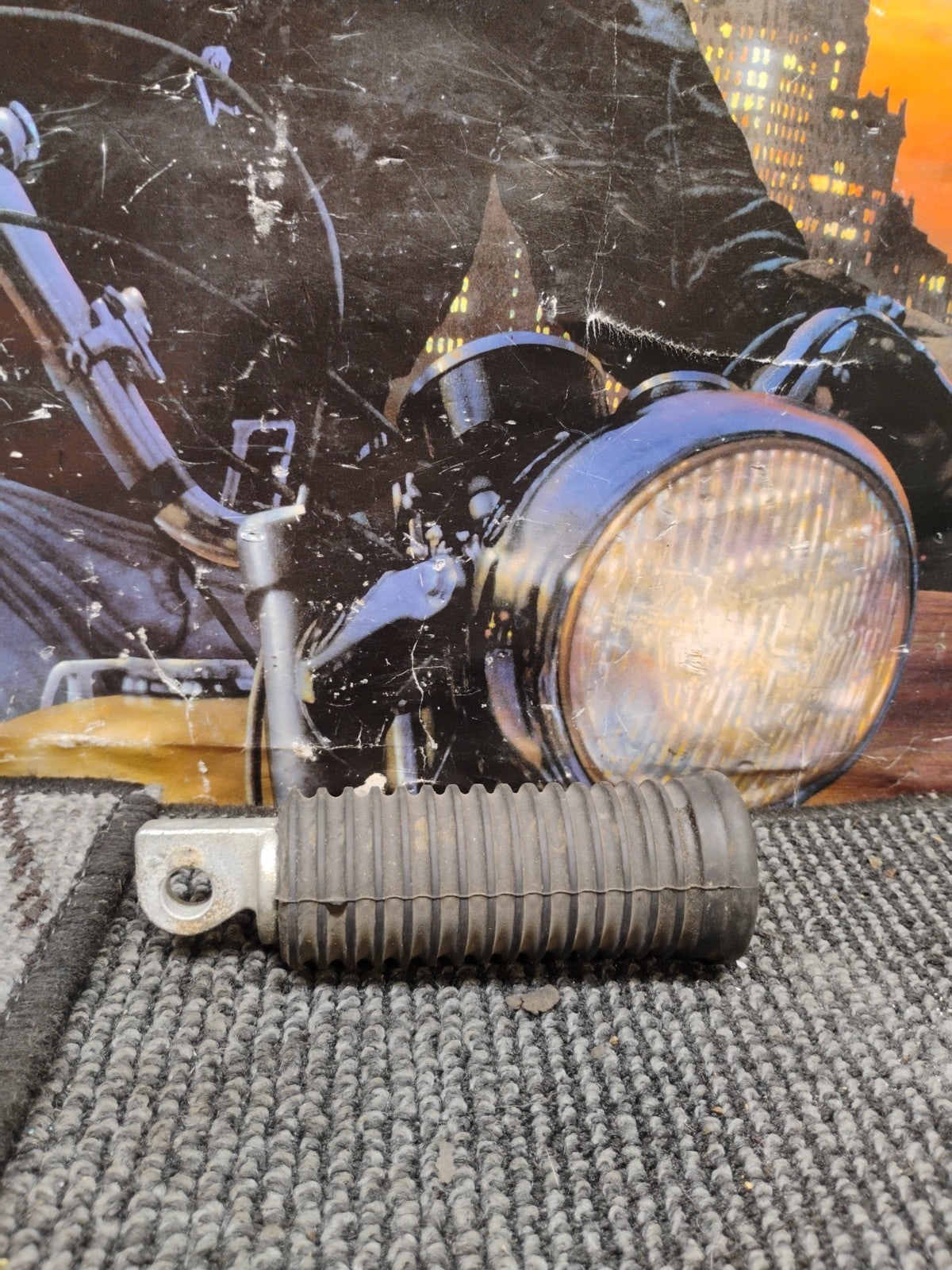 NOS OEM HARLEY DAVIDSON LARGE DIAMETER RUBBER FOOT PEG Right Side  PN 49110-98