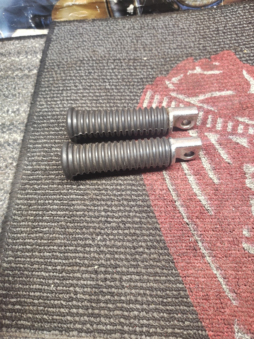 Harley Davidson OEM Rider or Passenger Footpegs Pegs, vintage, larger diameter