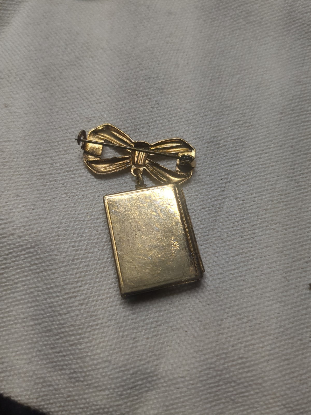 Vintage Sweetheart Photo Picture Locket Dangle Bow Brooch Pin 1.75'' Mourning