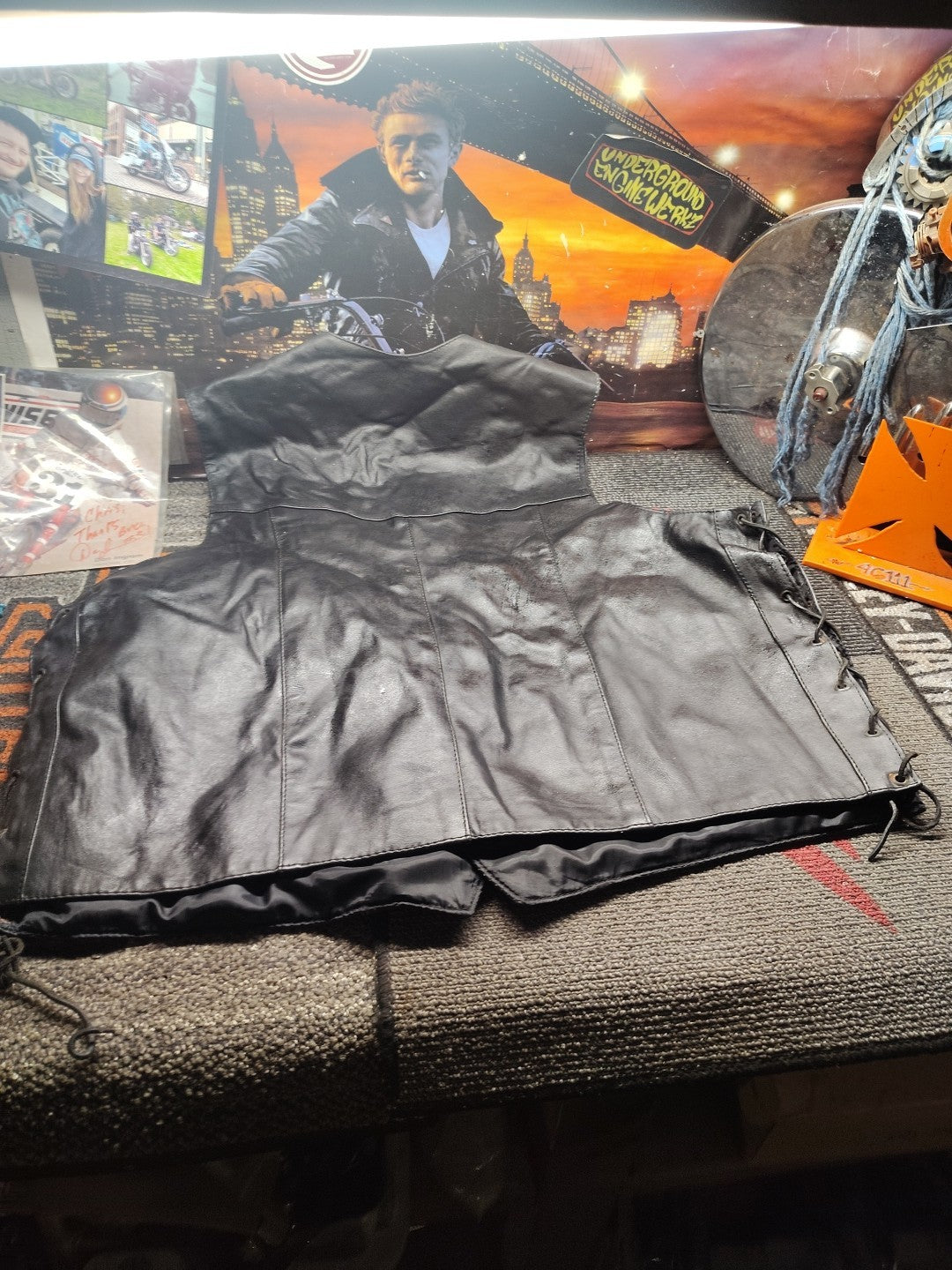 Old$ Genuine Leather Black Front Snap W/ Side Lace Up Motorcycle Vest Men's 56