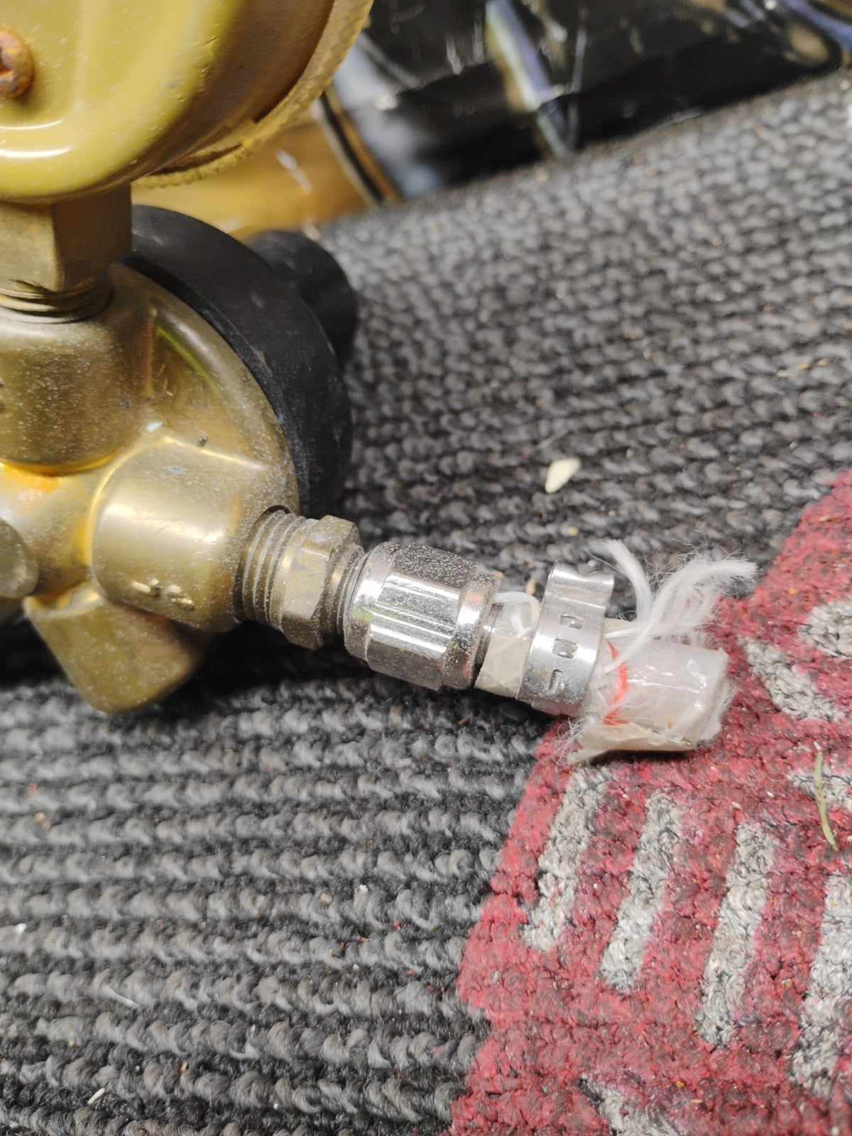 NUCO2 CGA E-4 201-100-580I 3000PSI REGULATOR GAUGE 