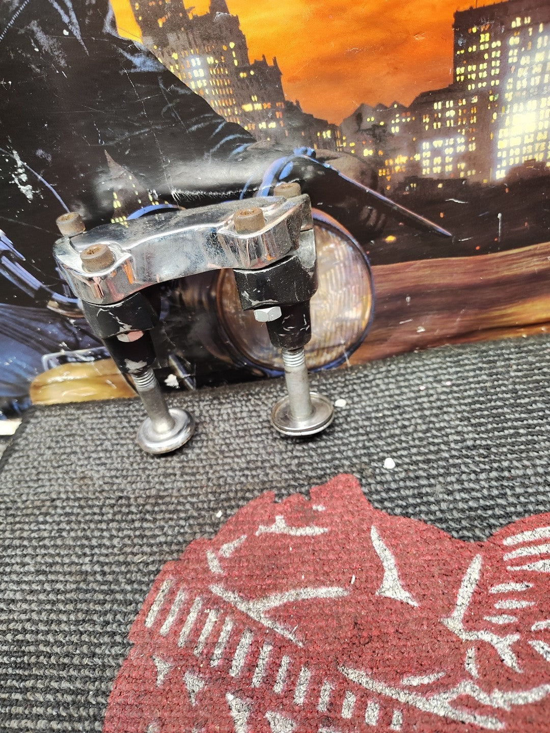 95 Harley-Davidson Sportster XL 883 1200 1" HANDLEBAR RISERS CLAMPS CHROME 4.25"