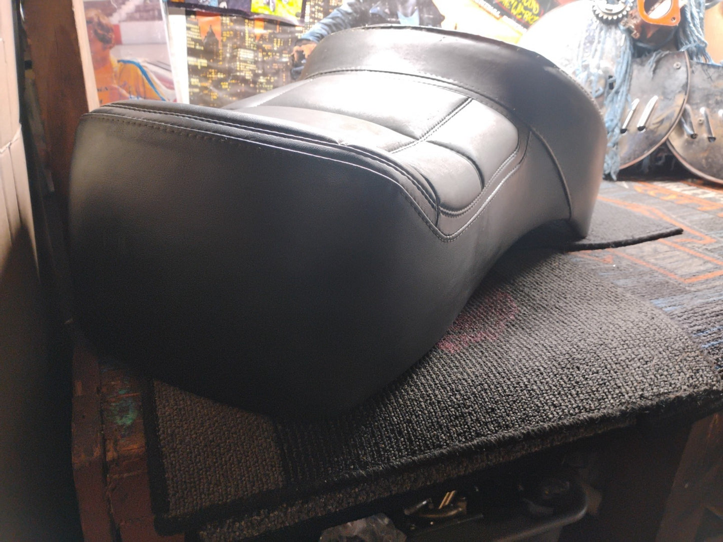 OEM Honda Goldwing GL1200 Seat Saddle Driver Passenger 1983–1987 GL 1200