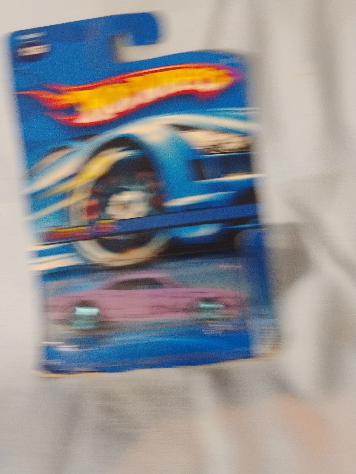 2005 Hot Wheels Mainline #136 VAIRY 8 Lavender w/Purple 5 Spoke Wheels Variation