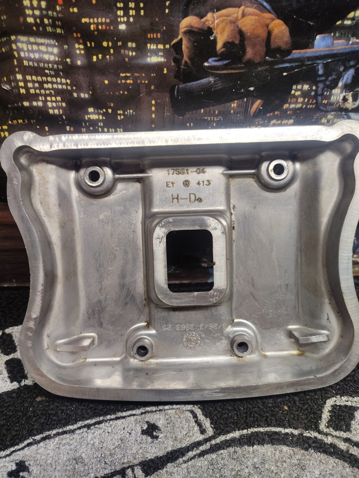 Harley Sportster Rocker Box Cover Polished Aluminum OEM 17581-04 XL 883 1200
