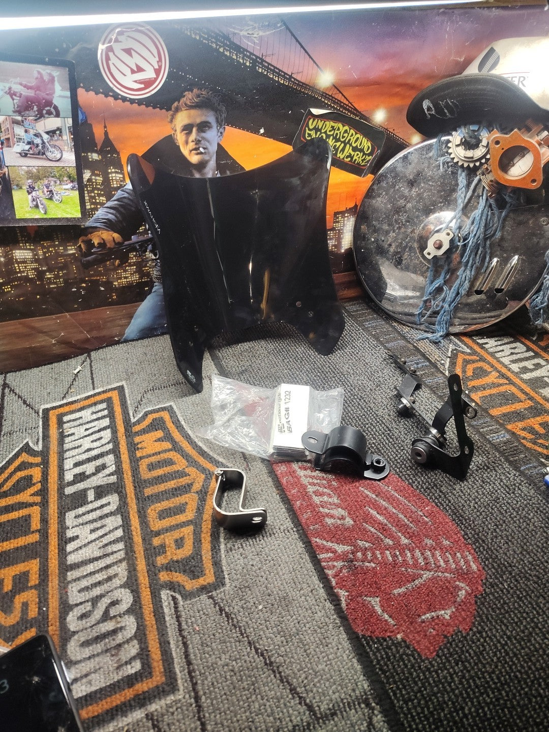 National Cycle Mohawk Flyscreen, 43mm O.D. Fork Tube N2835-002 Black 4 Harley HD