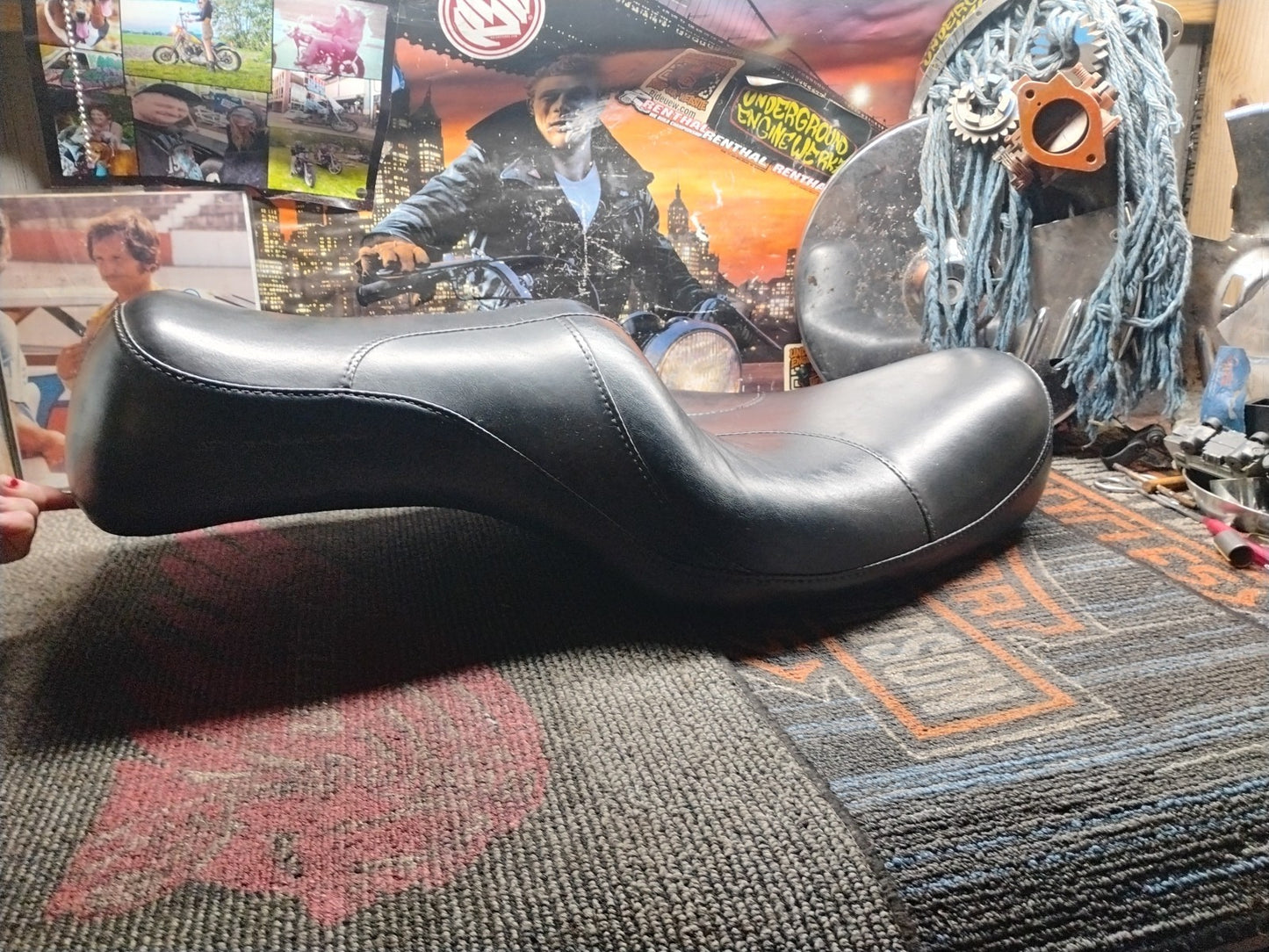 HARLEY DAVIDSON SPORTSTER SEAT DRIVER PASSENGER PILLION CUSTOM 1200 883 ROADSTER
