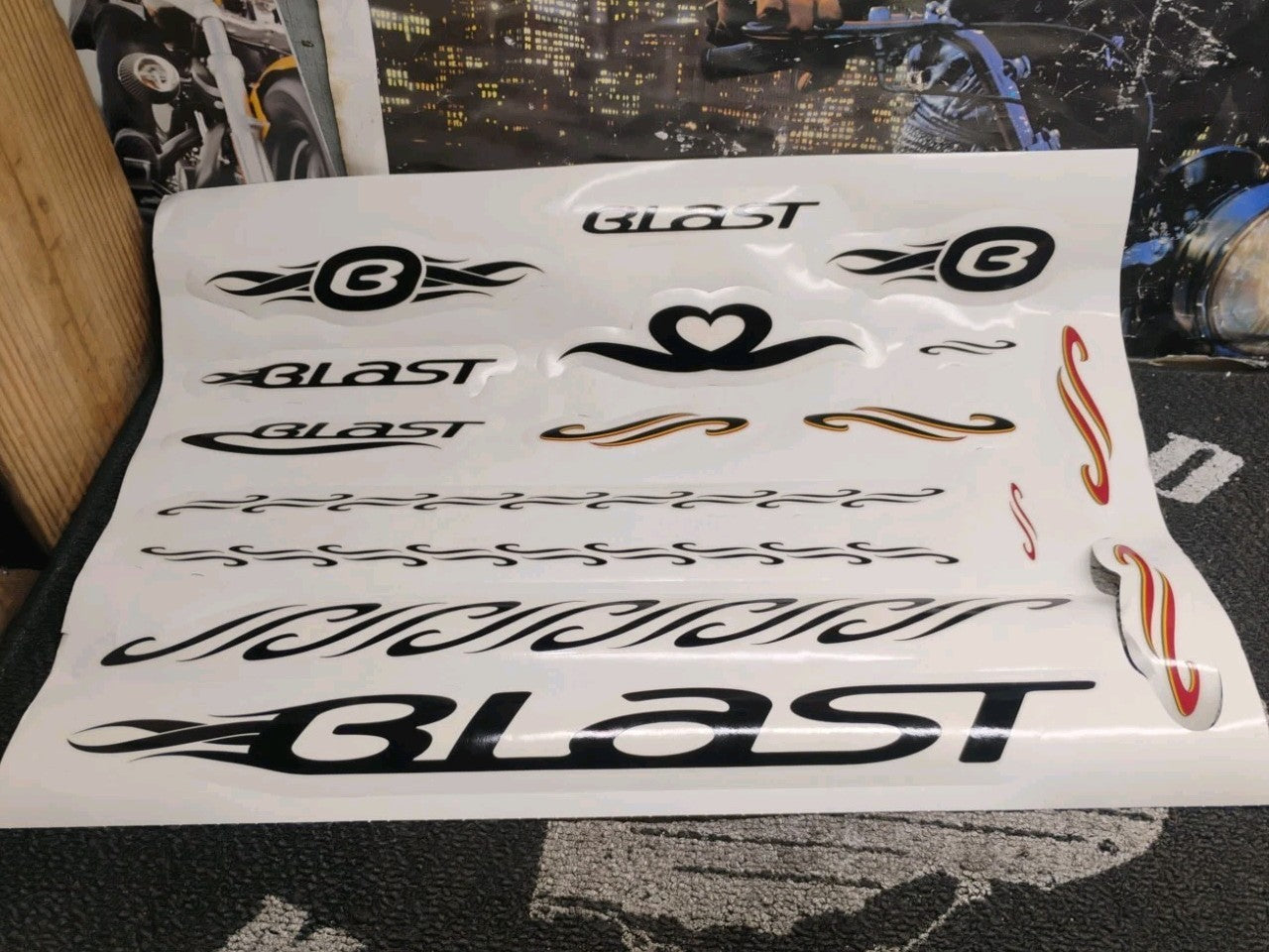 NOS Buell Blast Mesa Personal FX Art Decal Set 1 H-D 13622-00Y