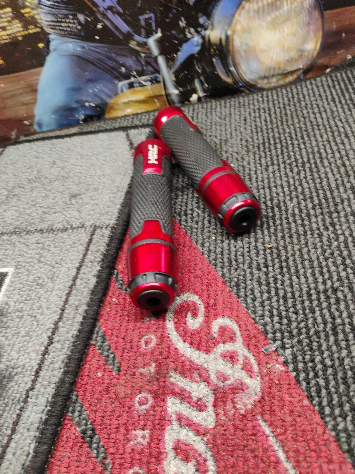 Honda CBR600RR 900RR 954RR 1000RR F4i Black Red Grips Comfort Racing Hand