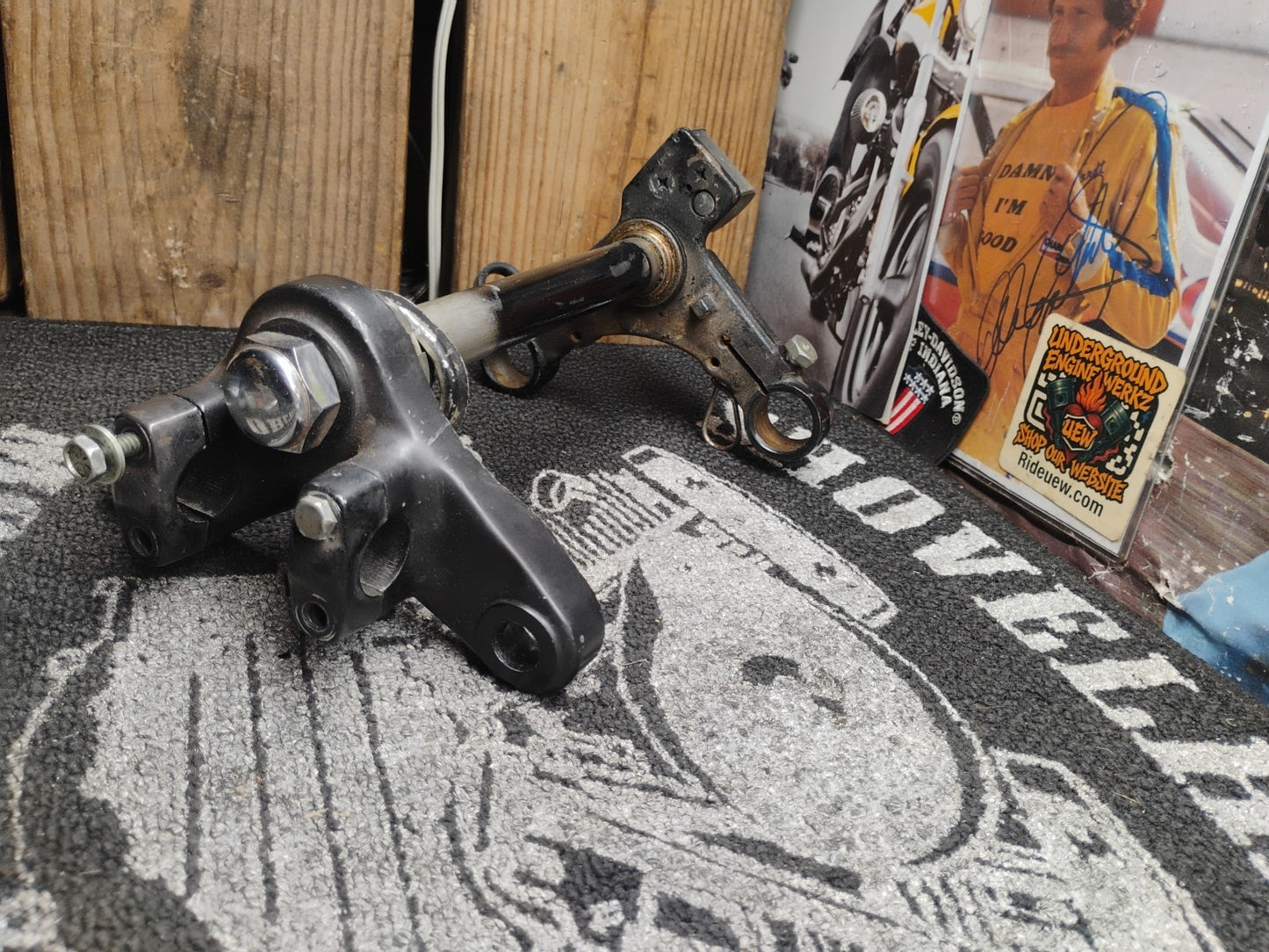OEM 1971 Honda CB125 Triple Tree Steering Stem Fork Clamp Assembly