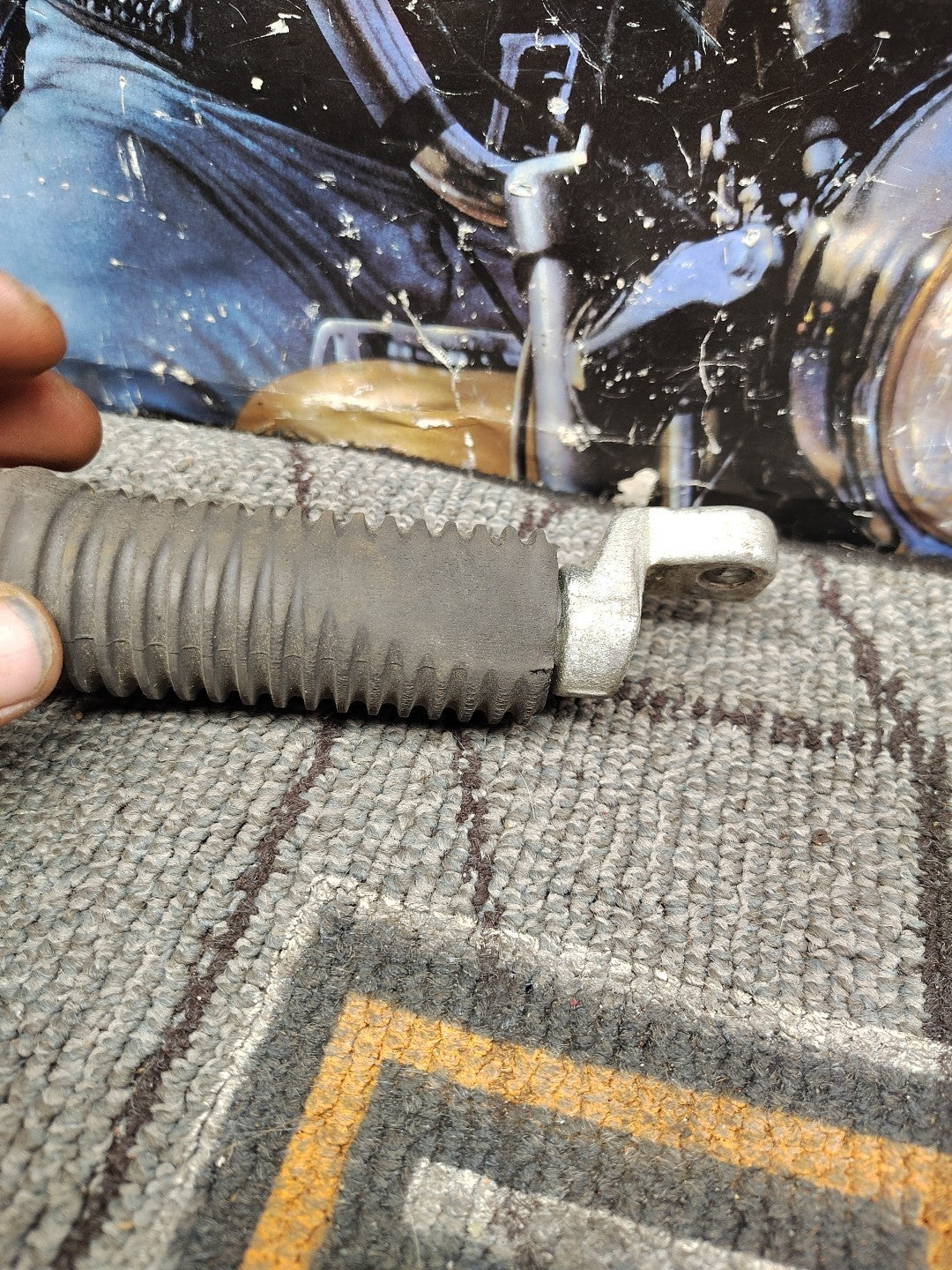 Harley Davidson Sportster Right Driver Foot Rest Foot Peg 51323-08