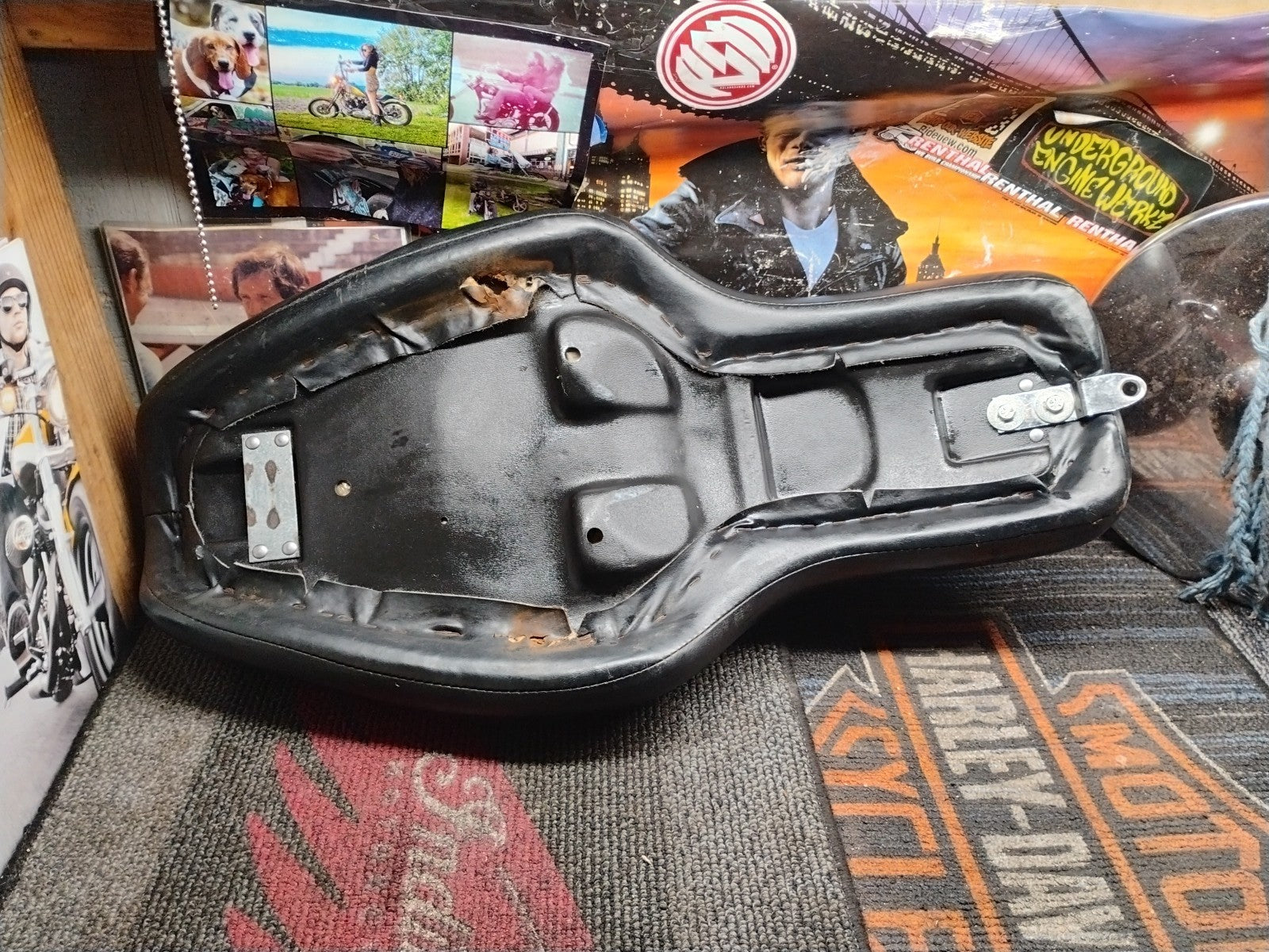 HARLEY DAVIDSON SPORTSTER SEAT DRIVER PASSENGER PILLION CUSTOM 1200 883 ROADSTER