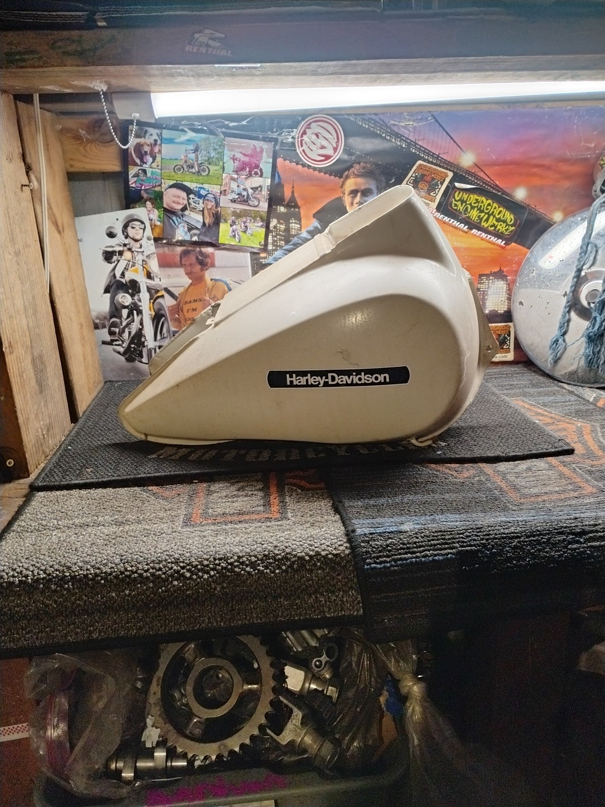 OEM Harley-Davidson FLT Tour Glide Electra Glide Birch White Fuel Gas Tank