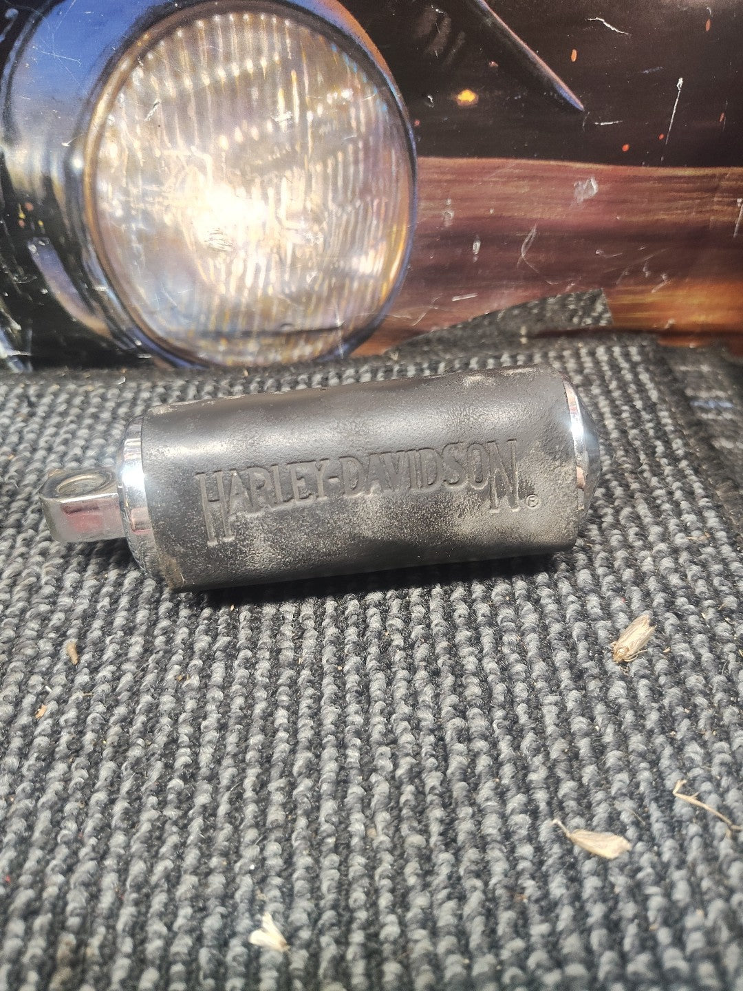 Harley Davidson Footpegs pegs 7/16" wide mount black rubber OEM