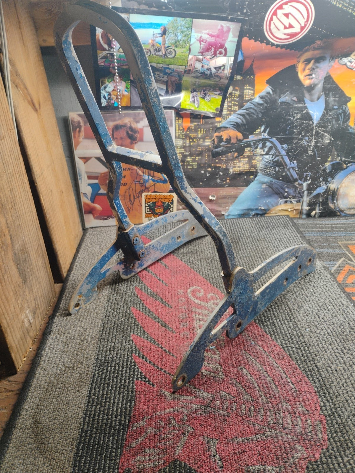 HARLEY DAVIDSON SISSY BAR & MOUNTING BRACKETS