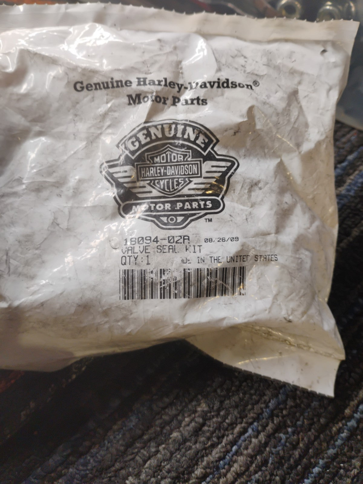 NOS Genuine Harley-Davidson Valve Seal Kit 18094-02A OEM Factory New