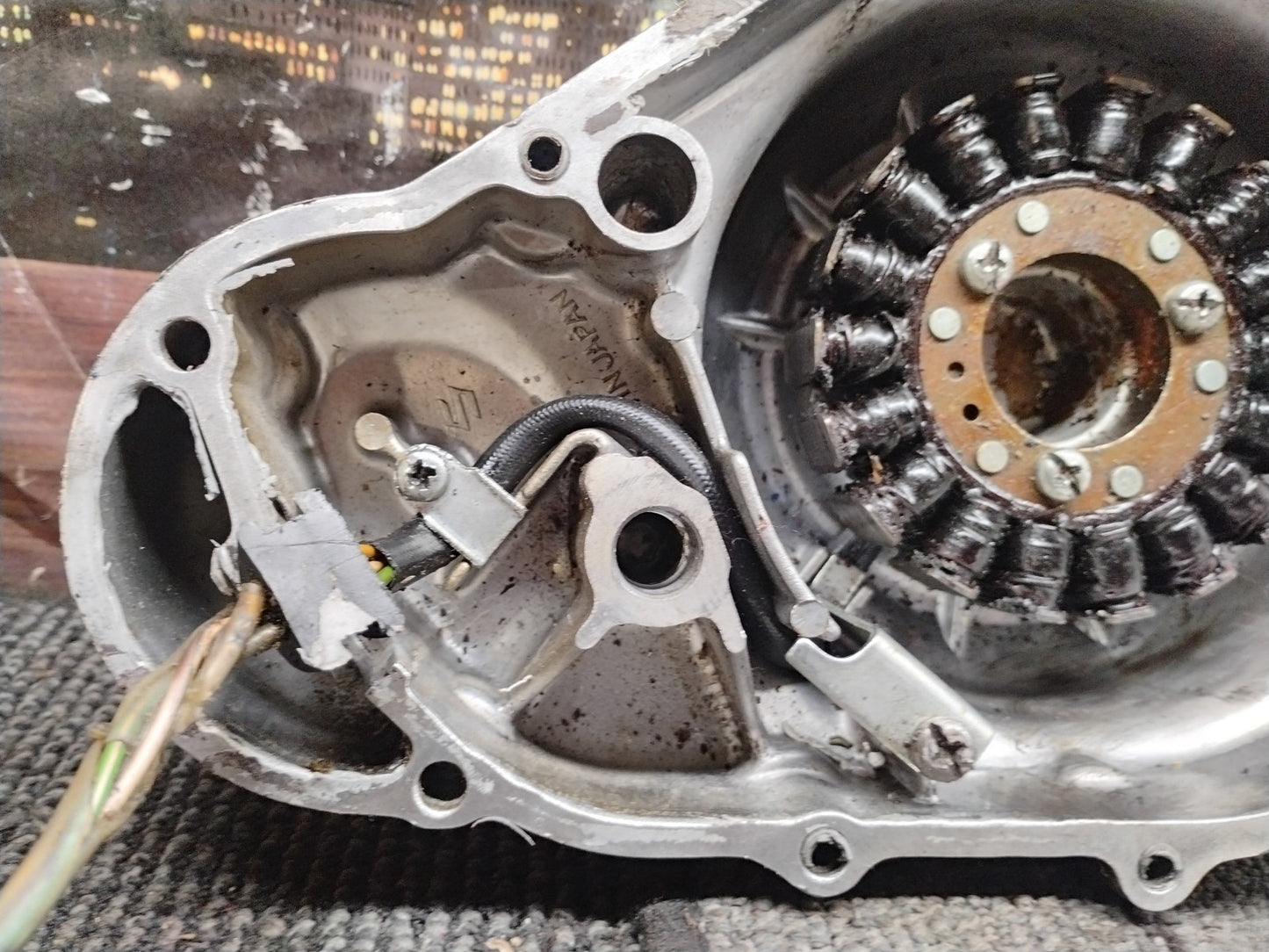 1981 Suzuki GS650L  Stator /Magnet/Cover (Not Tested)