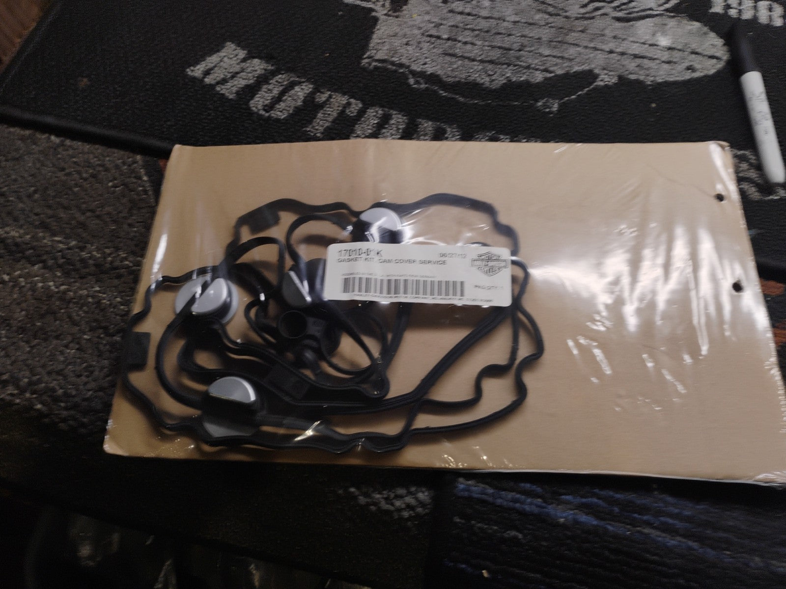 Harley-Davidson OEM Cam Cover Service Gasket Kit 17010-01K NOS