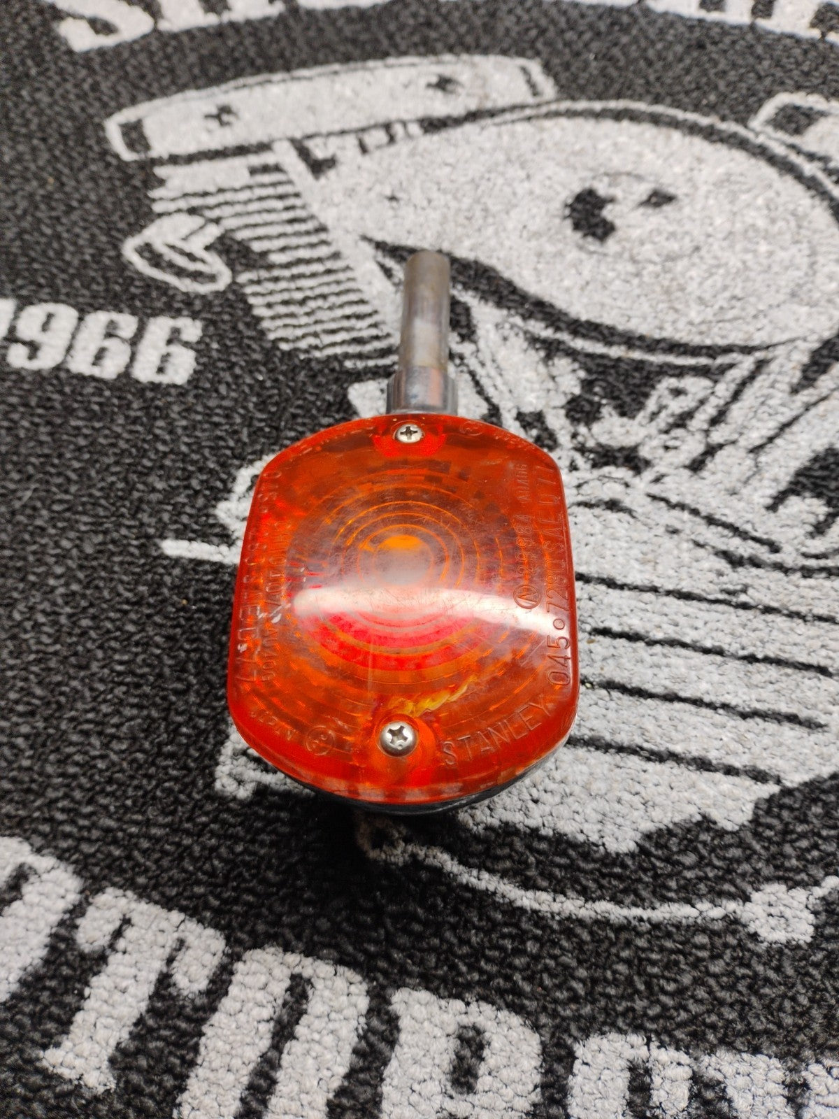 E. Kawasaki Z 550 LTD Front Right Turn Signal