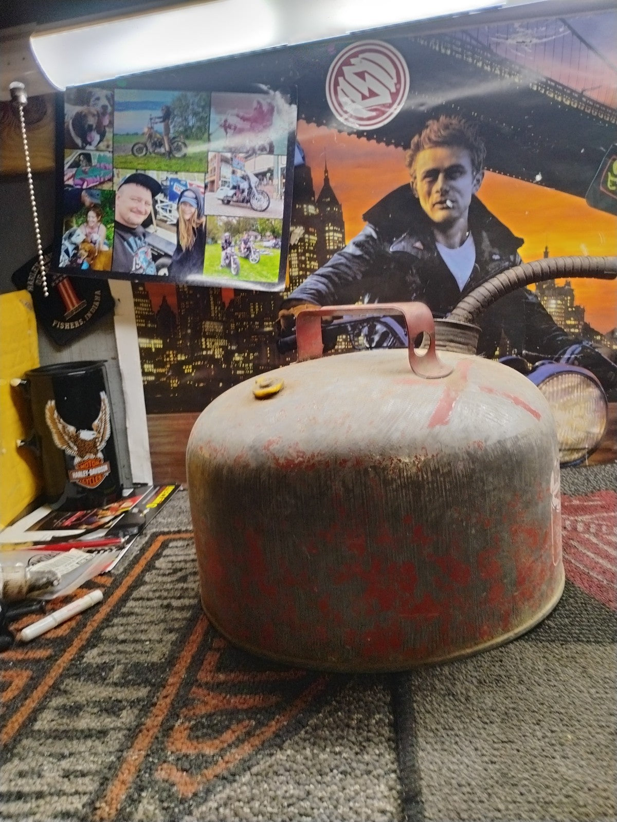 2.5 Gallons Eagle Gasoline Vintage Kerosene Oil Can Gas Can Metal Can 