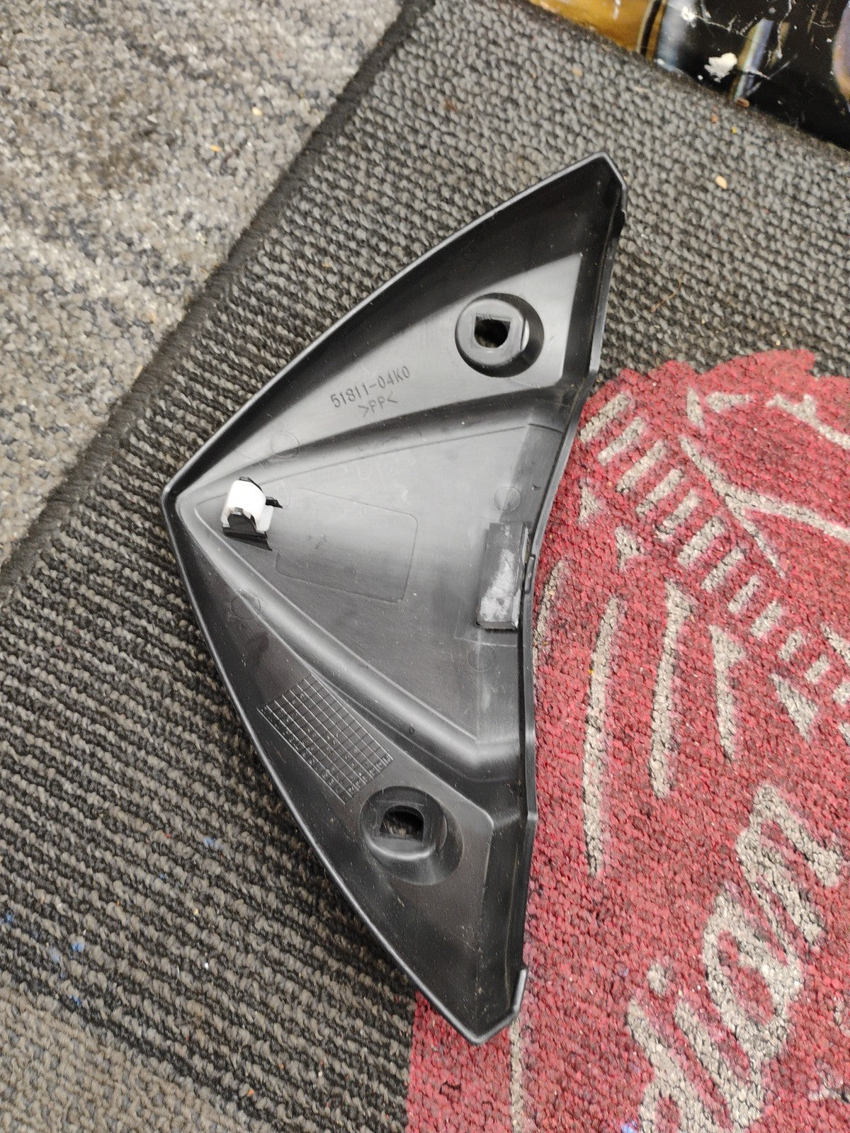 Suzuki GSX-S 1000 2015 speedometer / cockpit cover 51811-04K0