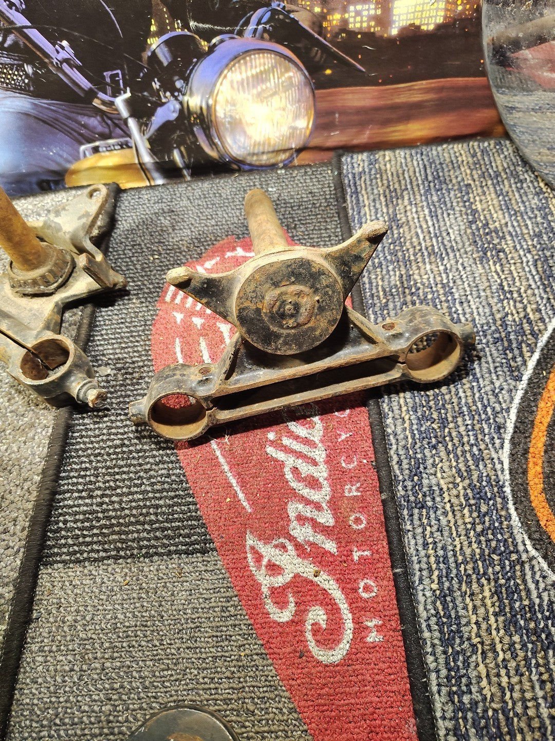 Harley-Davidson 35mm Lower Triple Tree 45707-72 IRONHEAD Sportster 15/16" Stem 