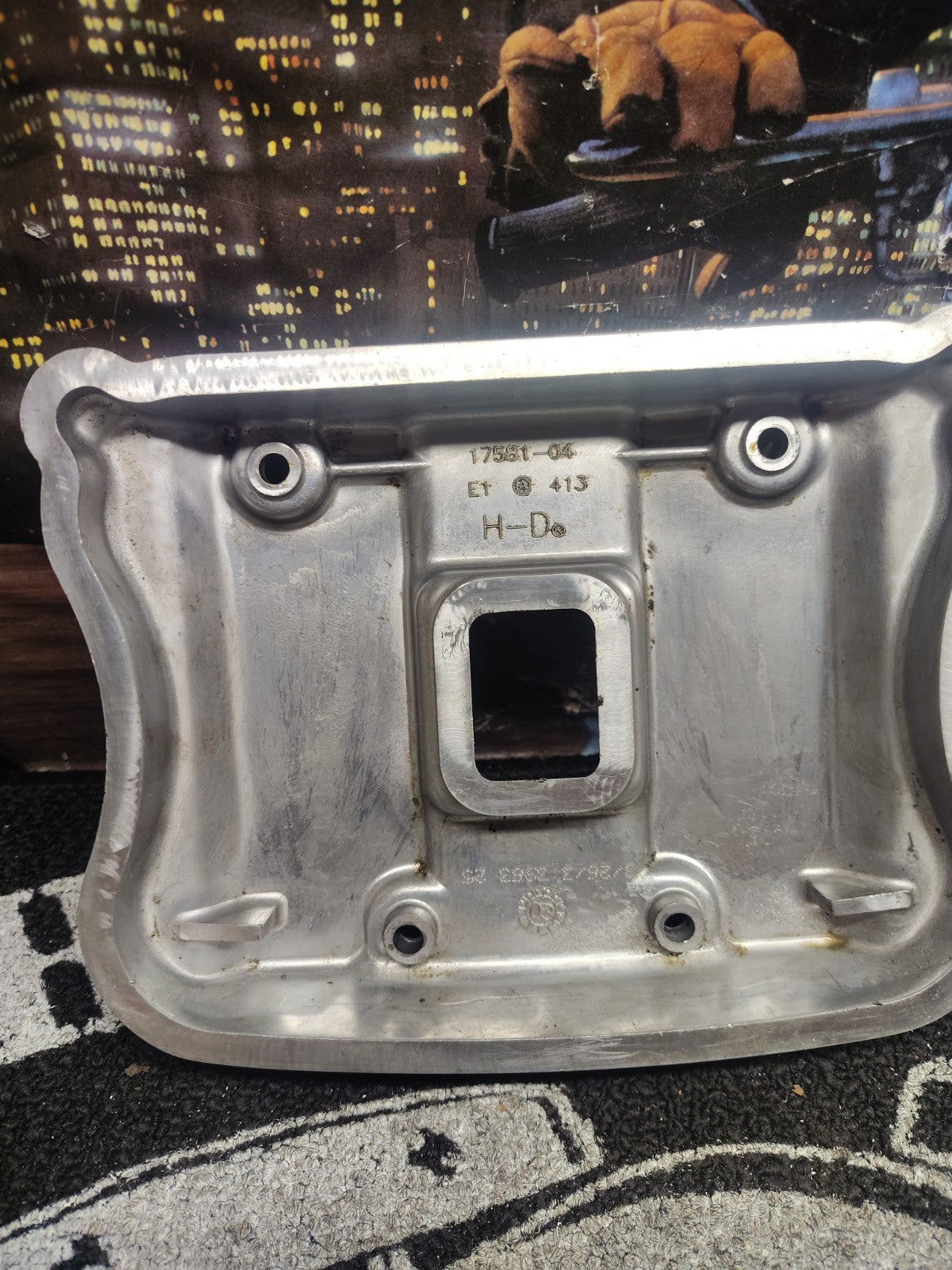 Harley Sportster Rocker Box Cover Polished Aluminum OEM 17581-04 XL 883 1200