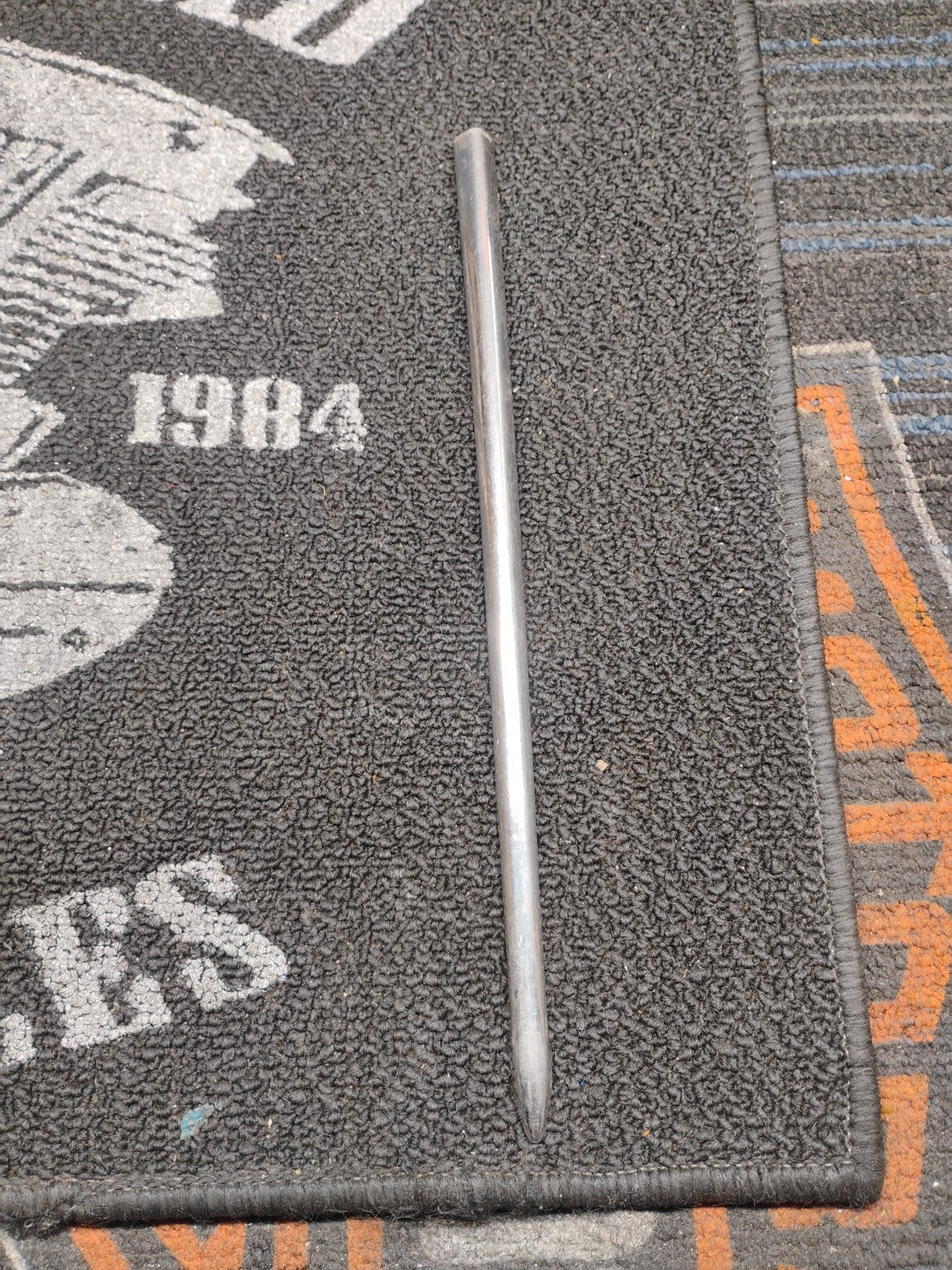 Harley-Davidson OEM Front Fender Side Trim Molding 59211-74A