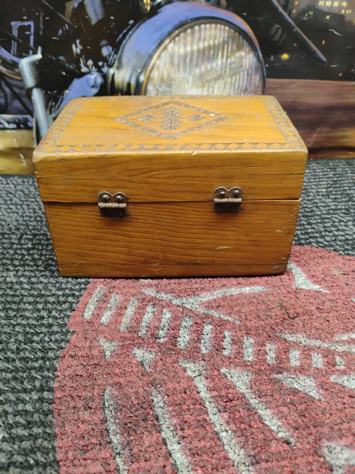 Jewelry box box jewelry box vintage wood carving