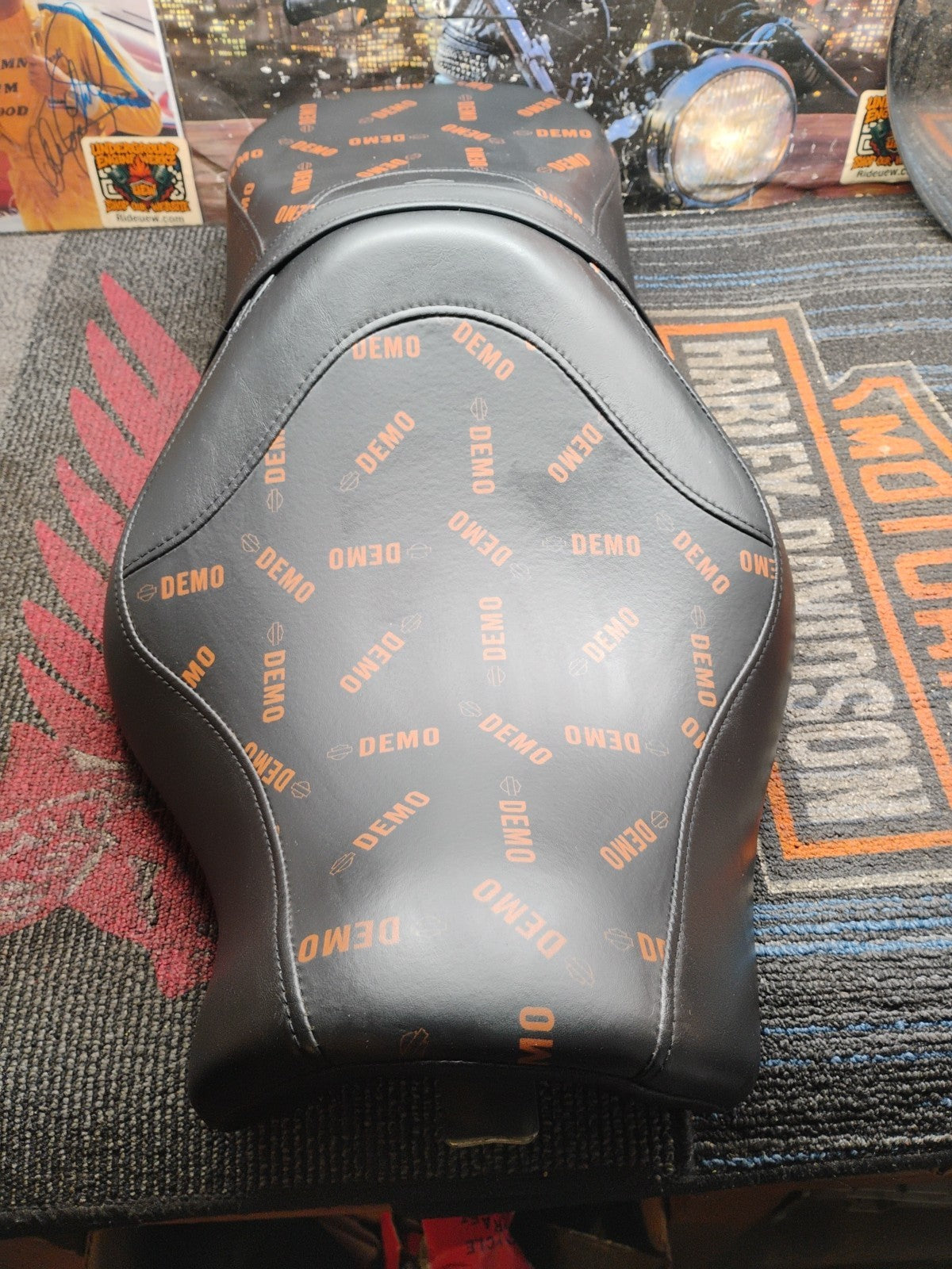 DEALER DEMO HARLEY '07-09 XL SPORTSTER REDUCED REACH SEAT
