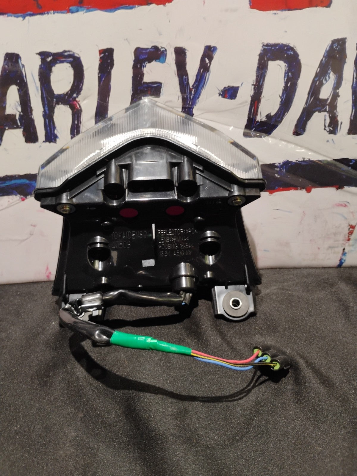 17-19 KAWASAKI NINJA 650 OEM REAR TAIL TAILLIGHT BACK BRAKE LIGHT 23025-0362