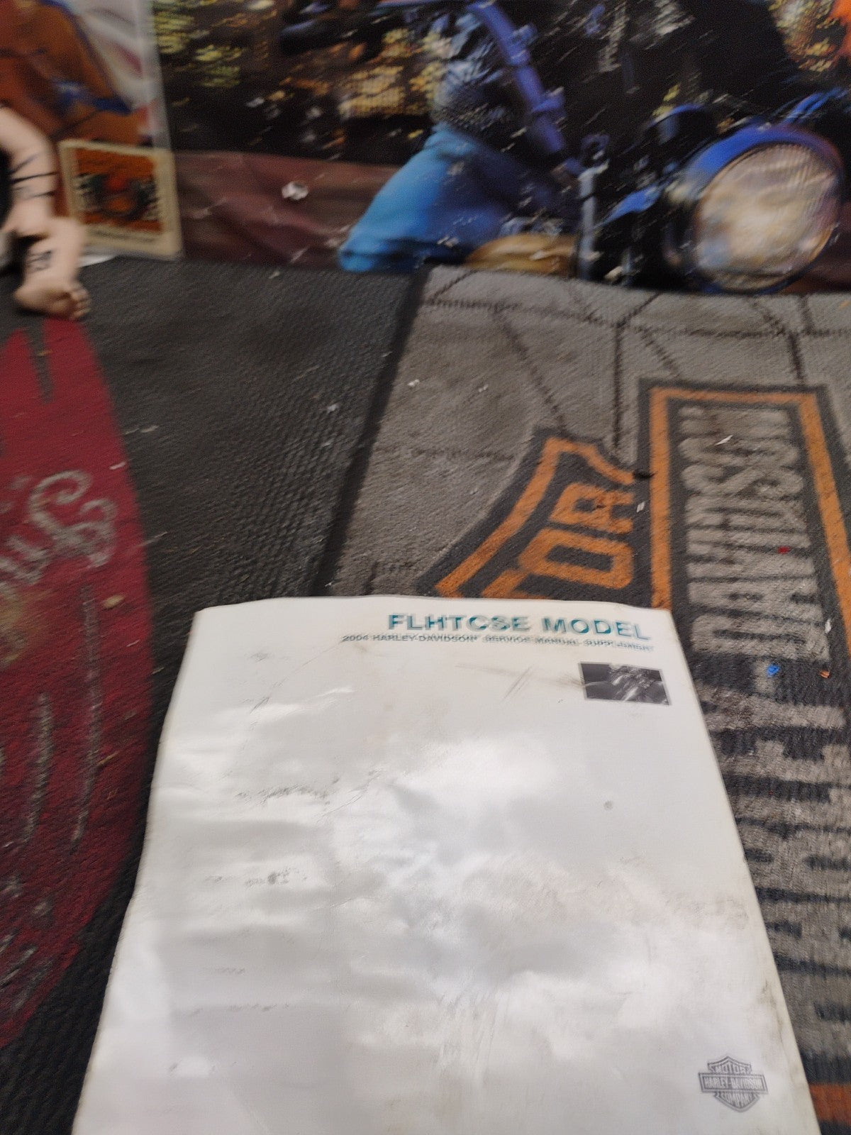 HARLEY DAVIDSON 2004 FLHTCUSE Models Service Manual Supplement P/N 99500-04 