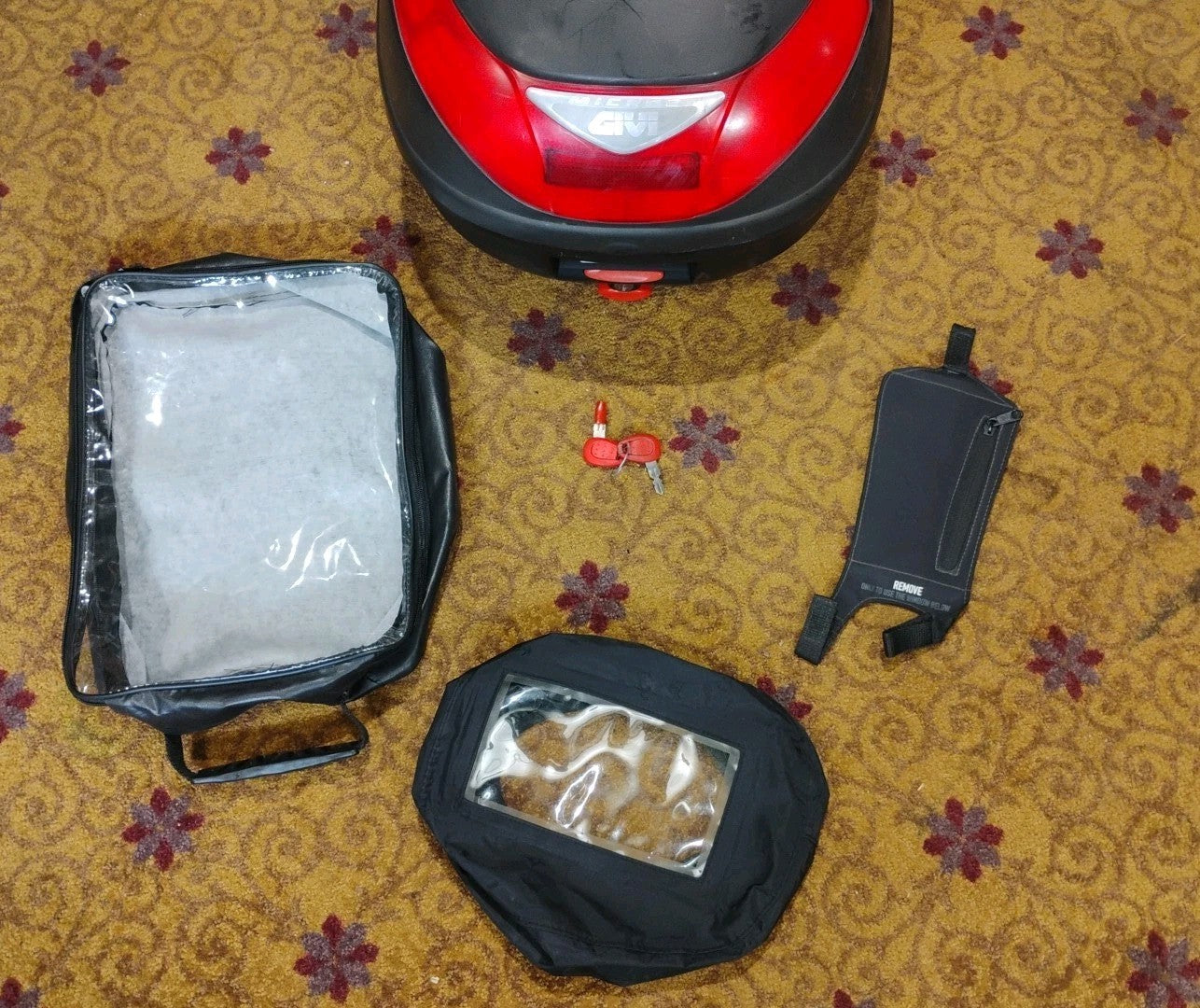 GIVI MICRO2 Monolock TOP BOX With Keys& Accessories