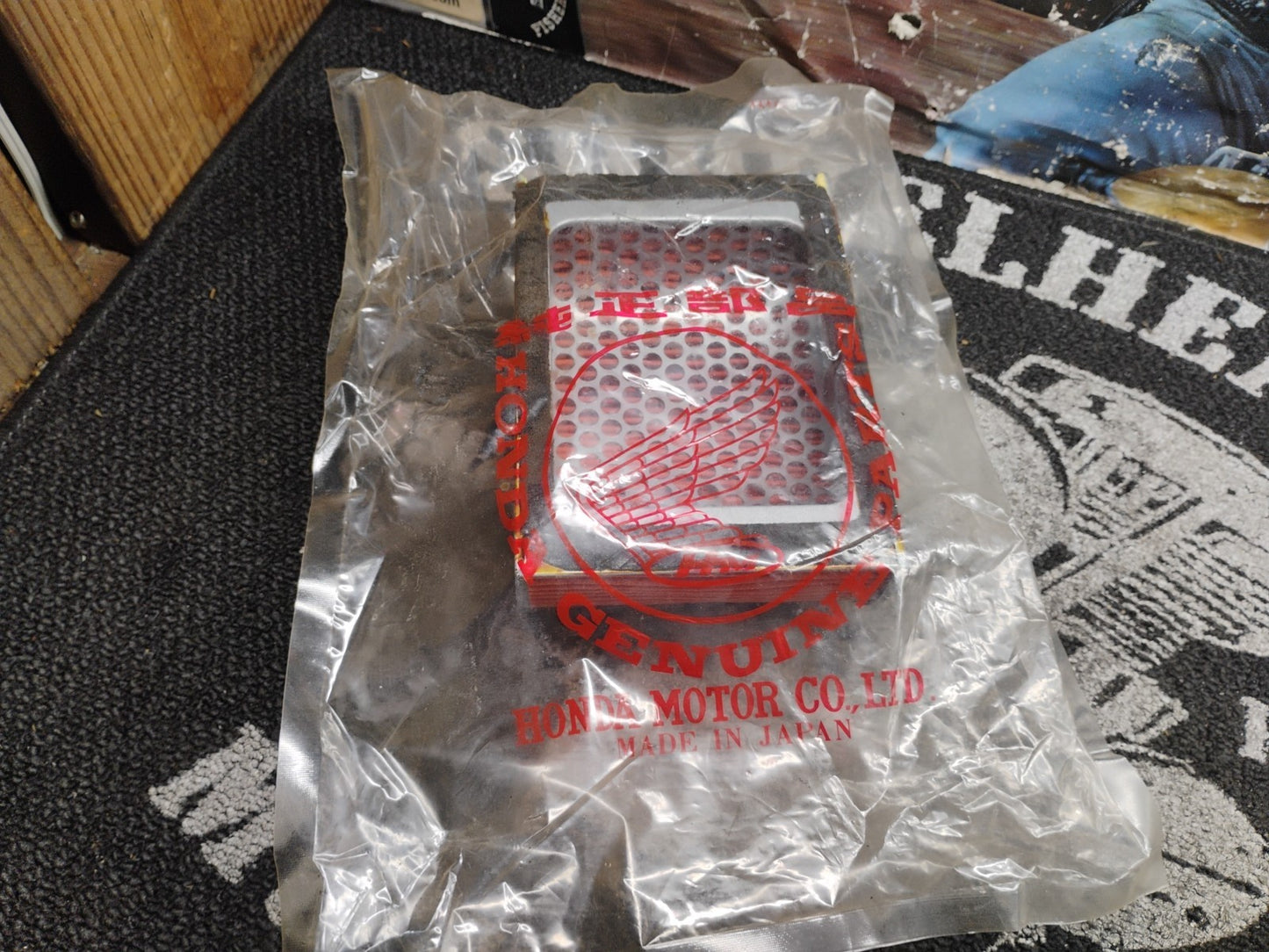 Honda ELEMENT AIR CLEANER 17210-MB4-000 OEM NOS Air Filter