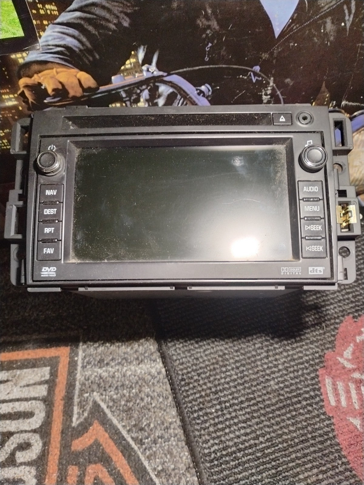 2010-2011 GMC SIERRA 1500/2500/3500 RADIO RECEIVER; PART# 20883056;(UNTESTED)