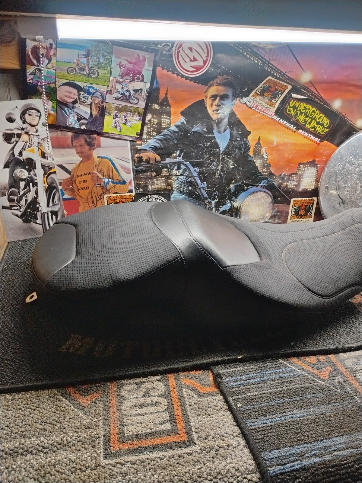OEM Harley-Davidson Road Zeppelin Air Seat Dyna 2006-Up 52000147