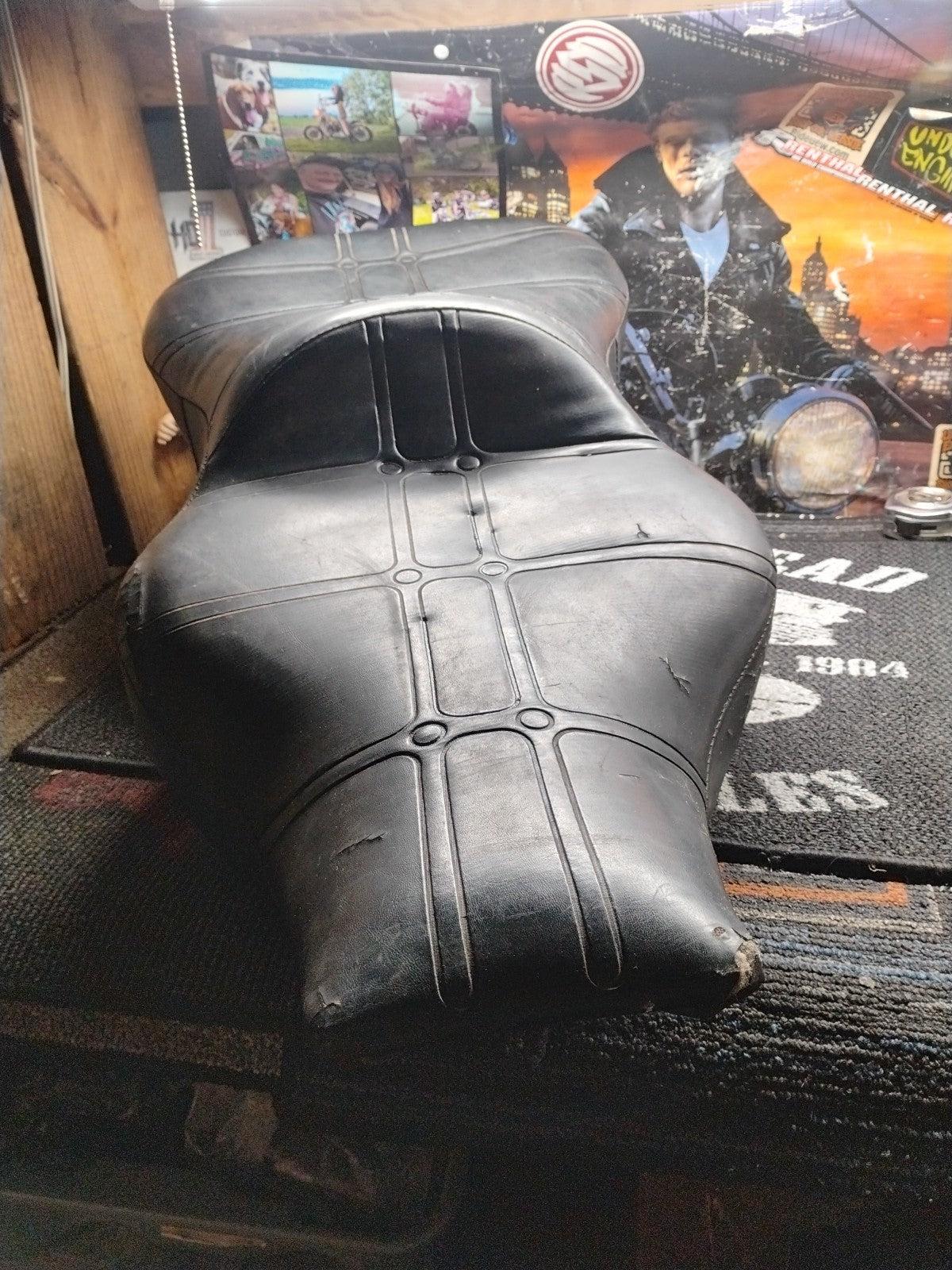 OEM HARLEY DAVIDSON TOURING SEAT PN 52151-83 - 86