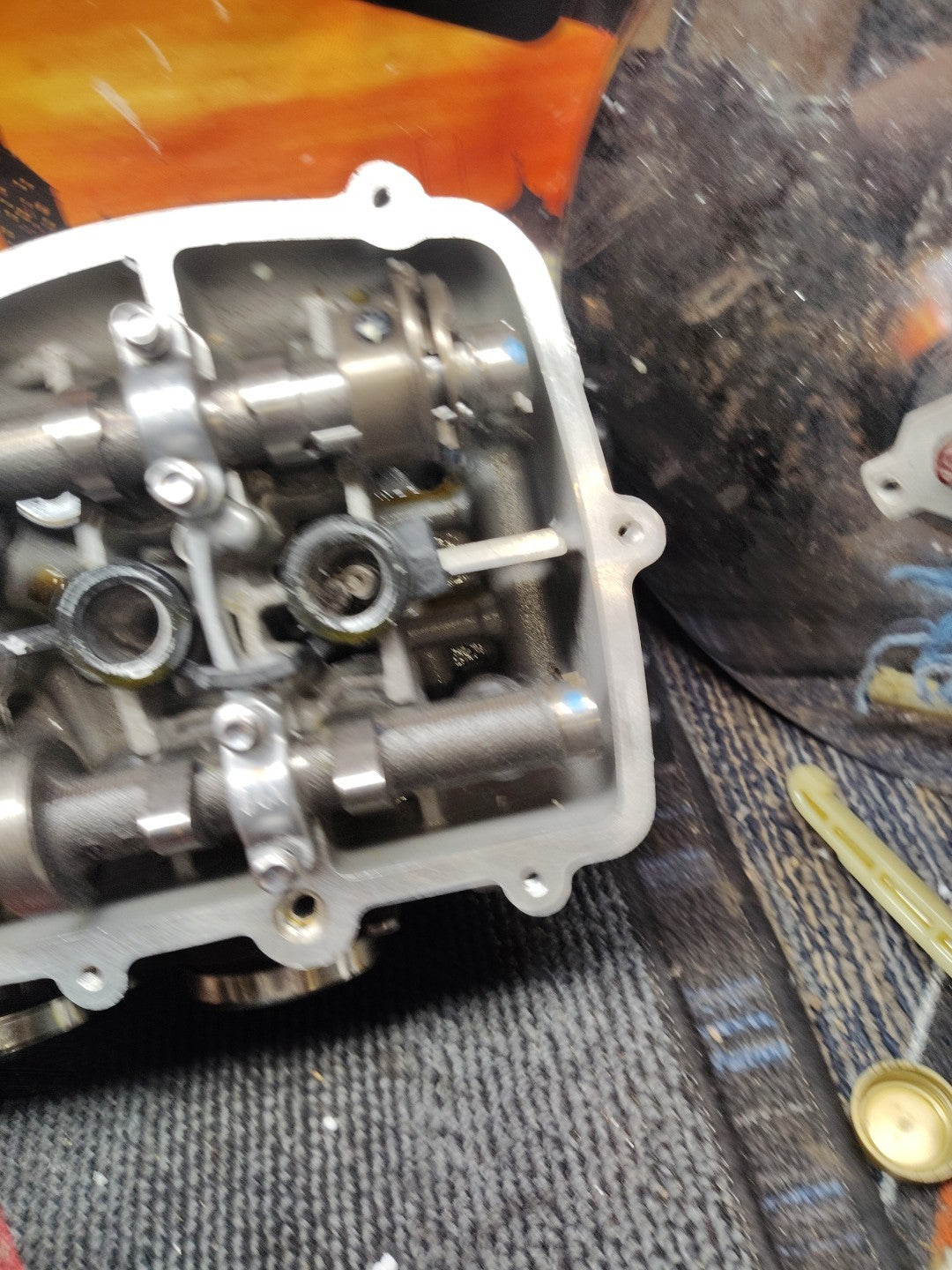 Triumph Speed Triple 1200 RS RR 2021 engine cylinder barrel piston pistons