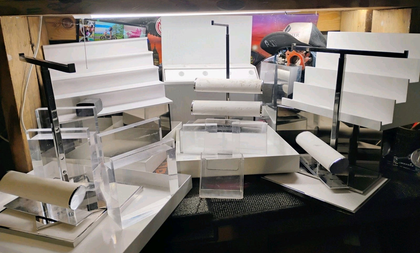  Luxury Watch,Jewelry,Perfume Michael Kors Chippenhook Fixture Store Display