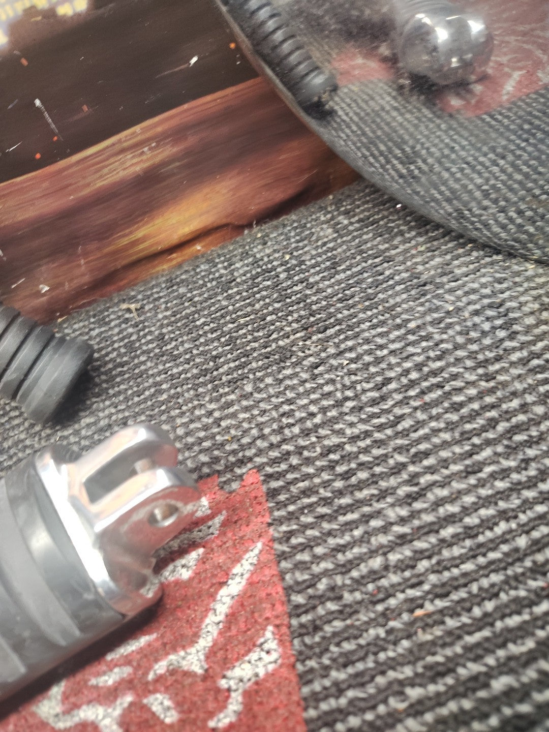 Triumph Adventurer 900 Front& Rear Footrests Oem  A9701110