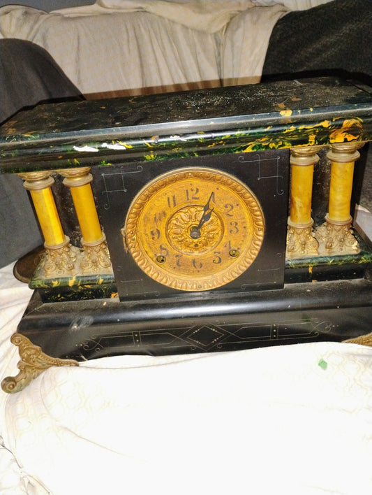 ANTIQUE SETH THOMAS 1880's - 1890's ADAMANTINE MANTLE CLOCK