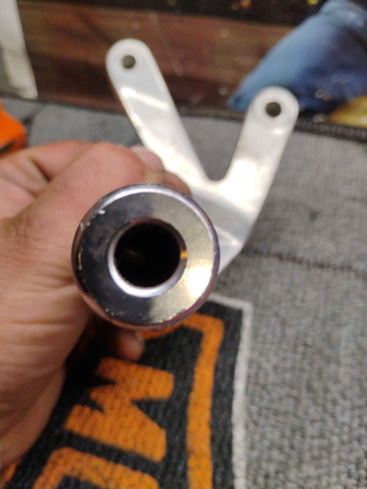 1995 Yamaha YZF600R YZF 600 YZF600 R 600R Right Rear Foot Peg Pedal Mount Back