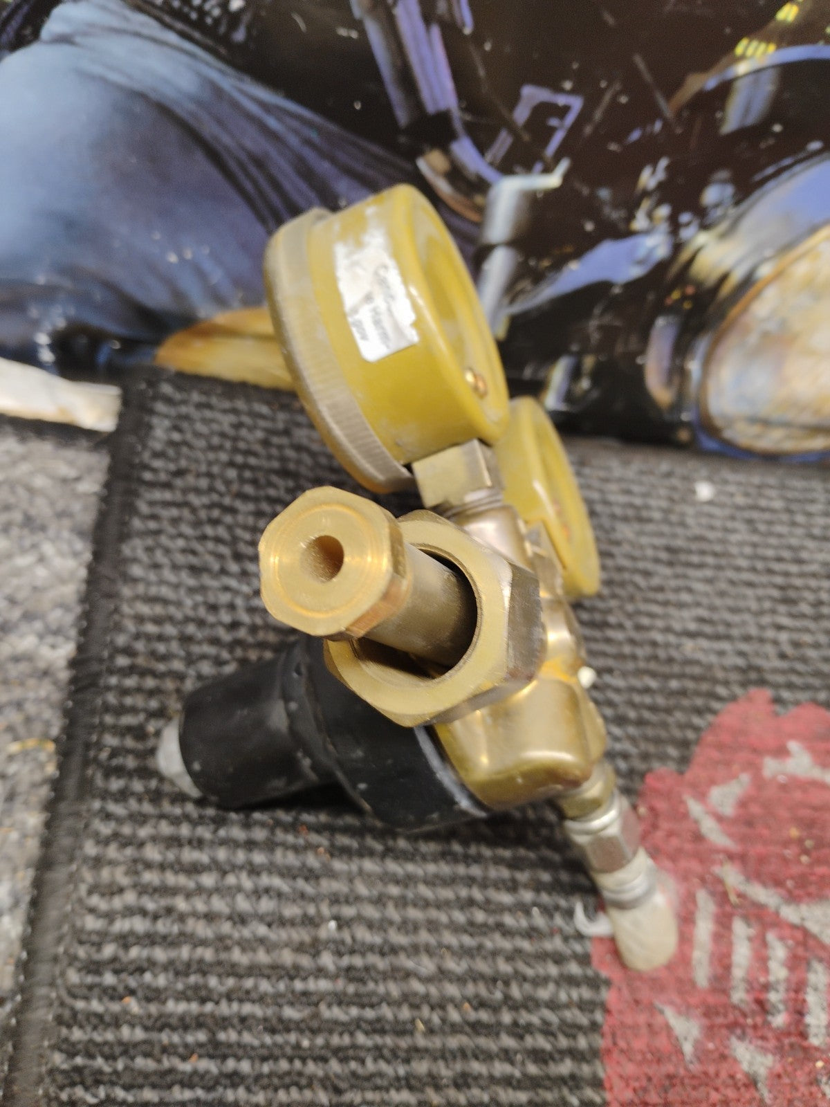 NUCO2 CGA E-4 201-100-580I 3000PSI REGULATOR GAUGE 