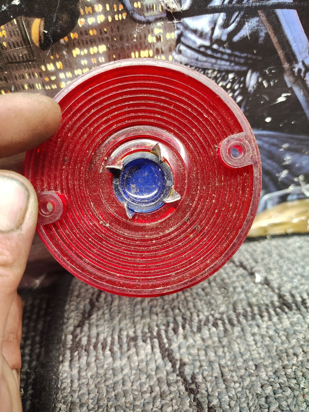 CHRIS PRODUCTS Turn Signal Lens - '63-'85 FL - Red with Blue Dot DHD3RB