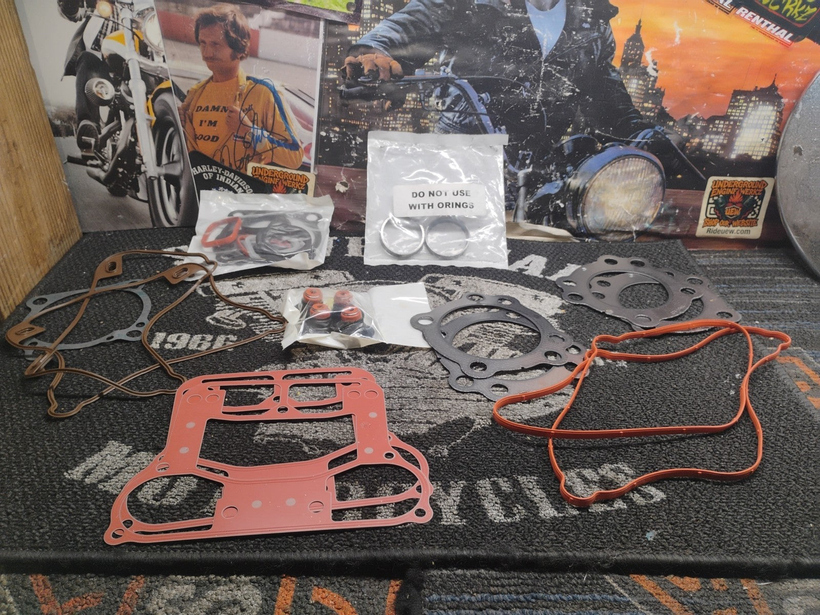 Harley-Davidson OEM 17049-04A Sportster Top End Gasket Kit 2004-2008 NOS