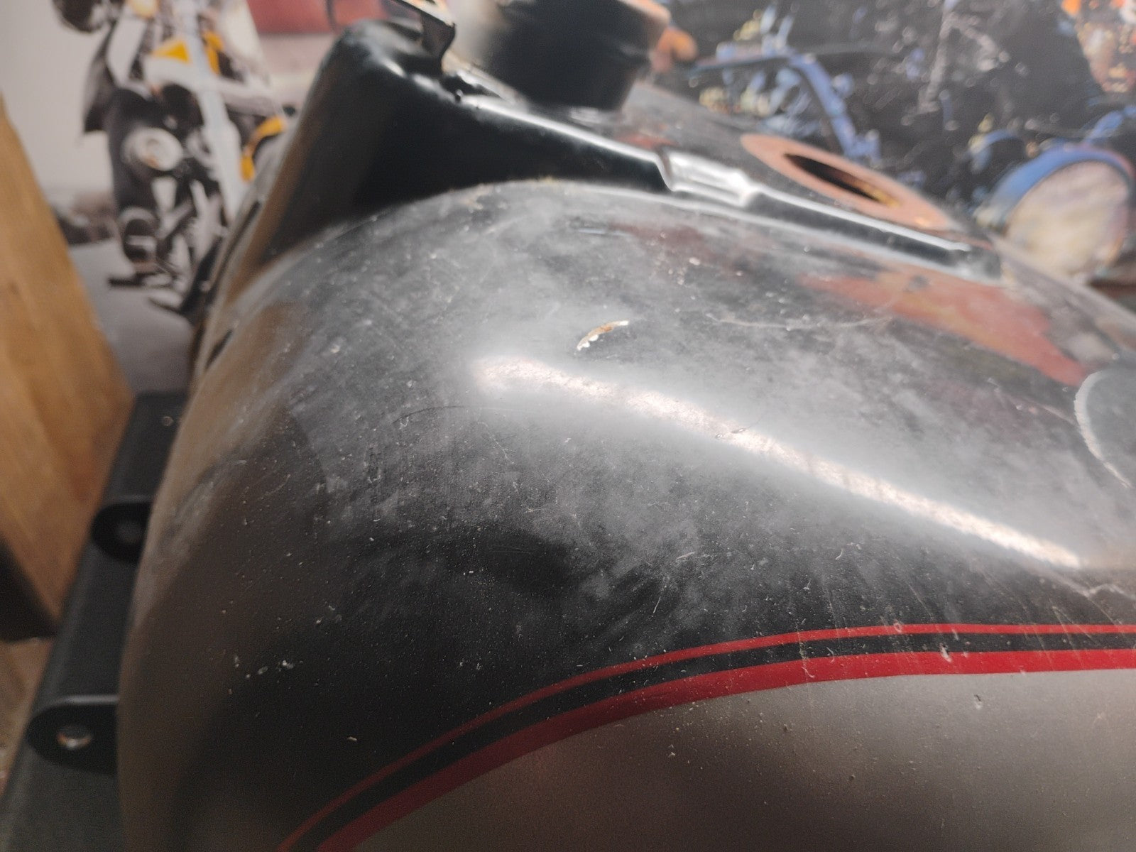 OEM Harley-Davidson FLHTC Electra Glide Fuel Gas Tank 1995 Touring