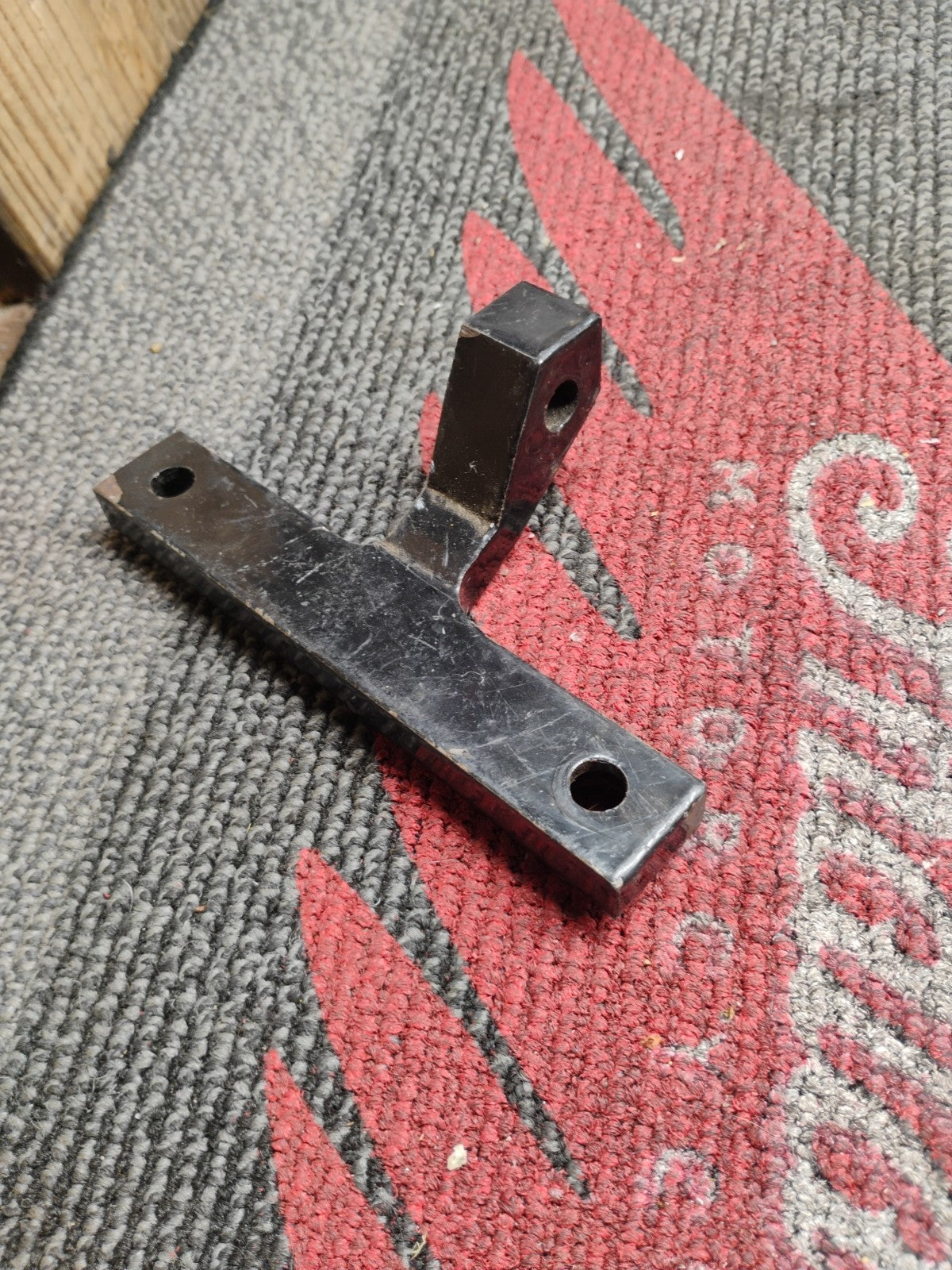 HARLEY-DAVIDSON TOURING OEM REAR PASSENGER FOOT STEP PEG BRACKET T BLACK